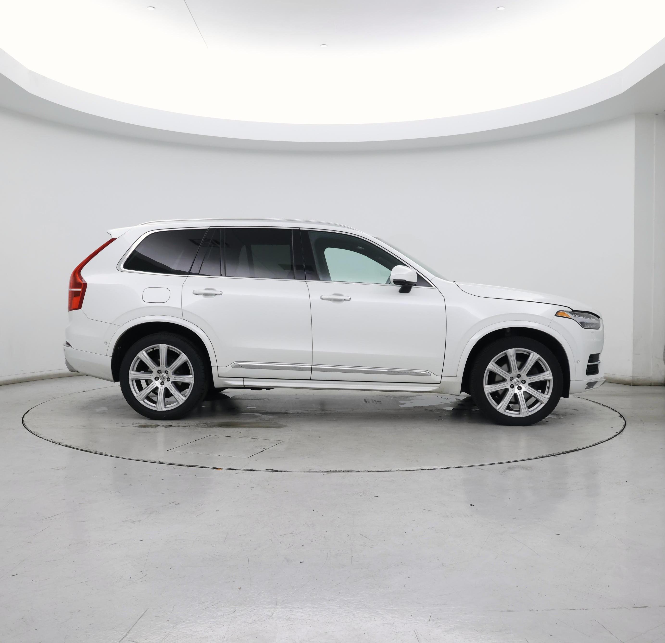 Thumbnail: 2018 Volvo XC90 - 7