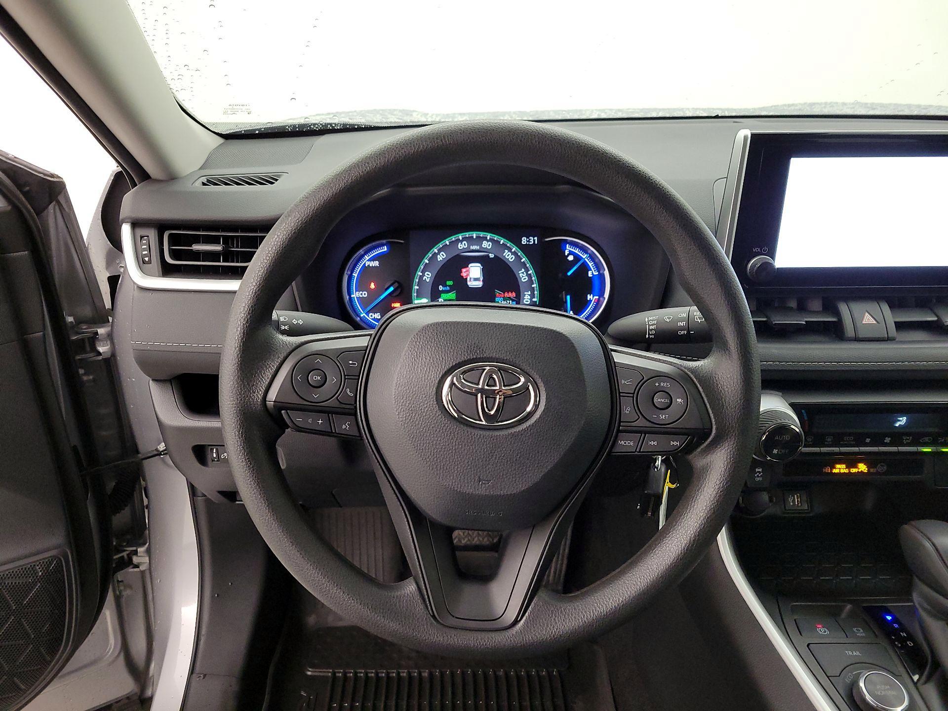 Thumbnail: 2024 Toyota RAV4 - 10