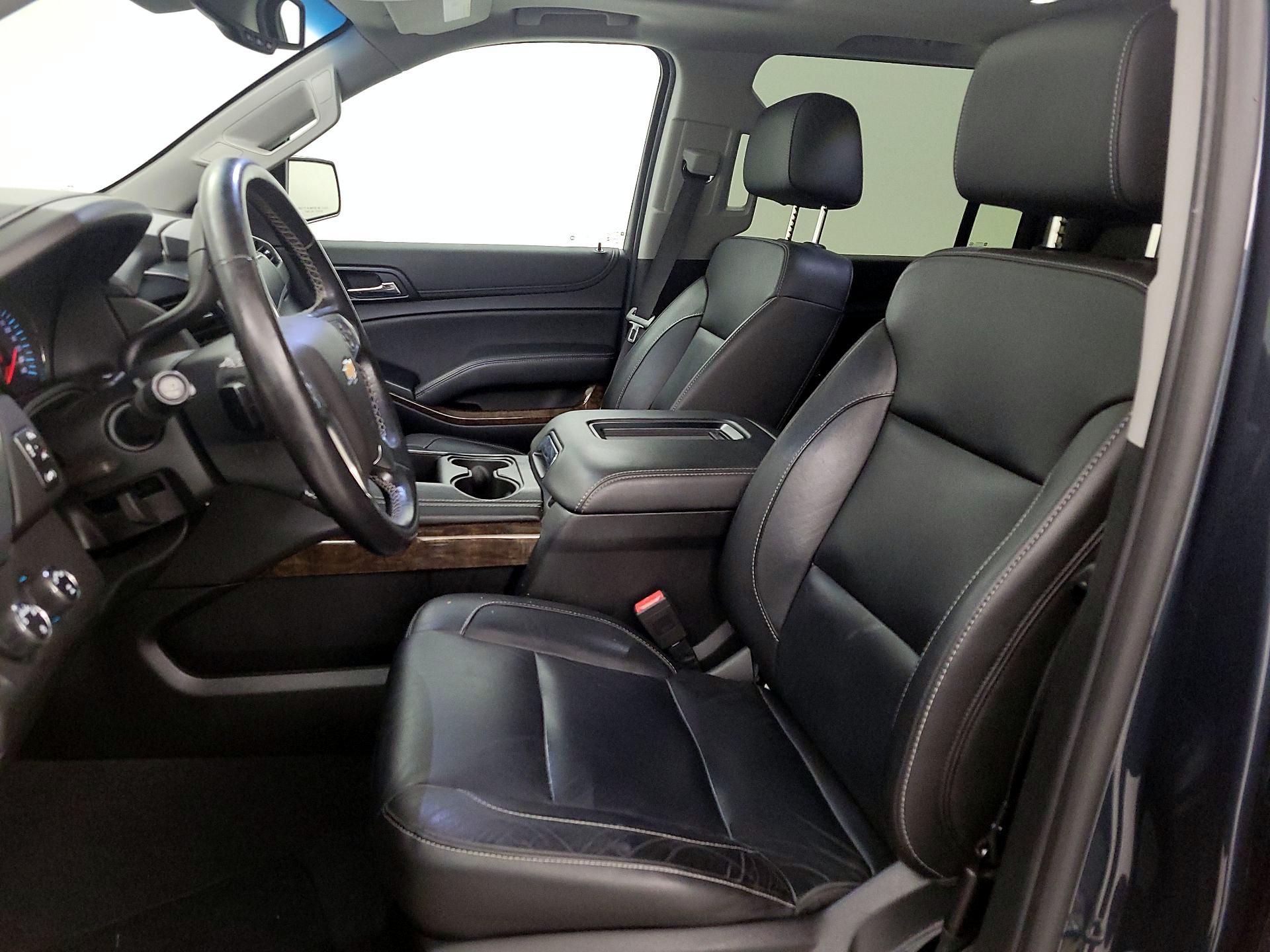 Thumbnail: 2019 Chevrolet Suburban - 11