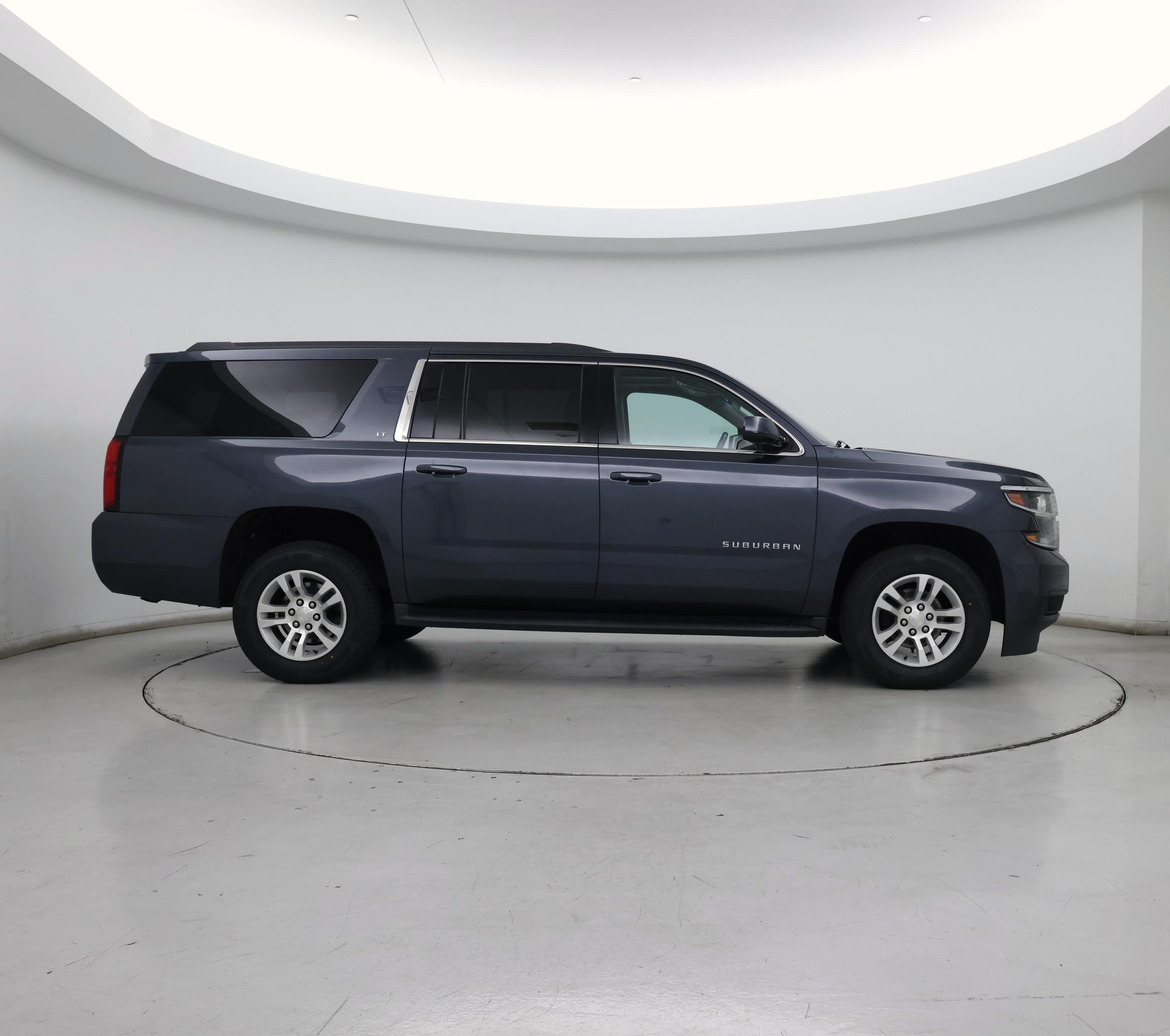 Thumbnail: 2019 Chevrolet Suburban - 7