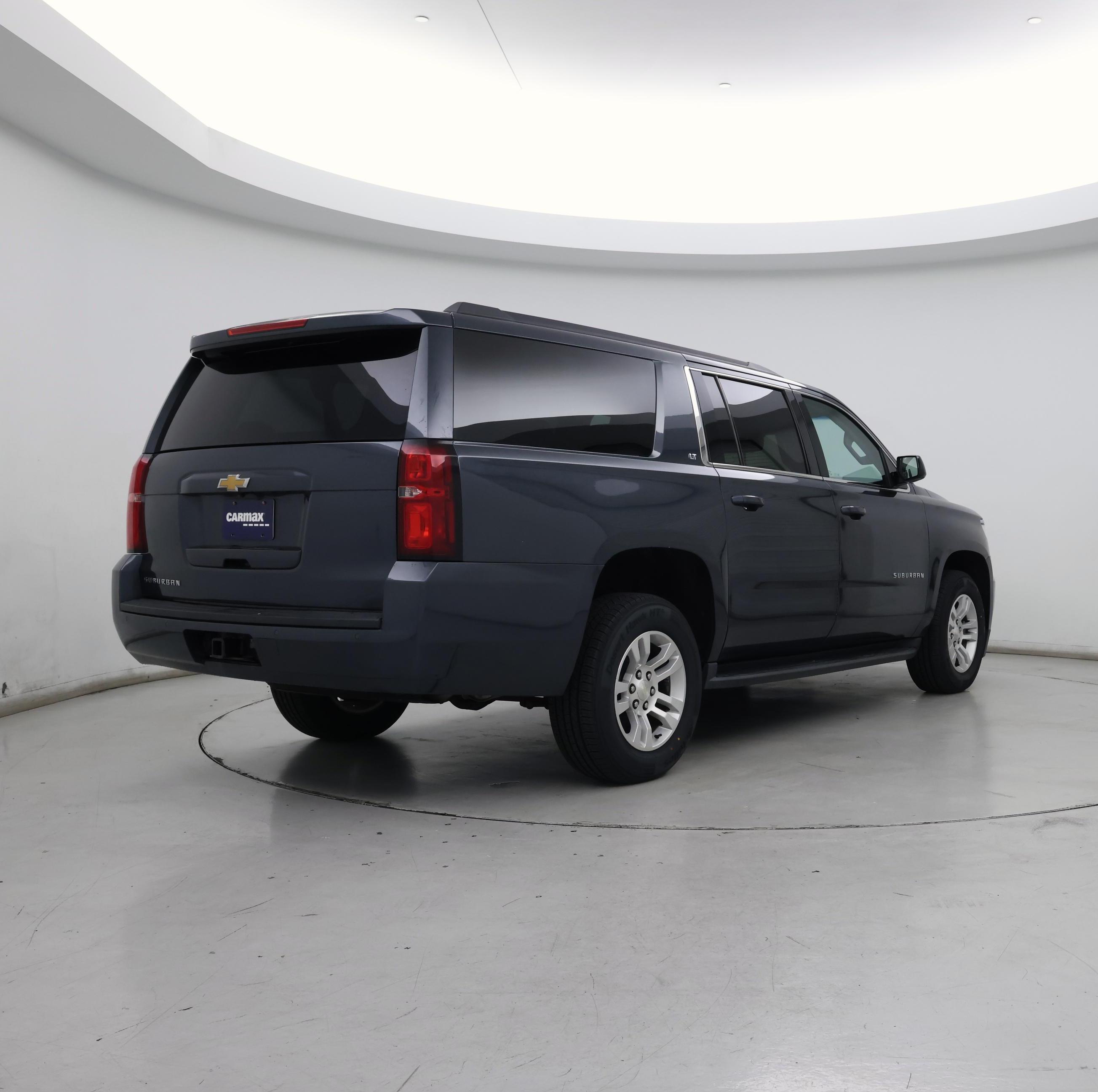 Thumbnail: 2019 Chevrolet Suburban - 8