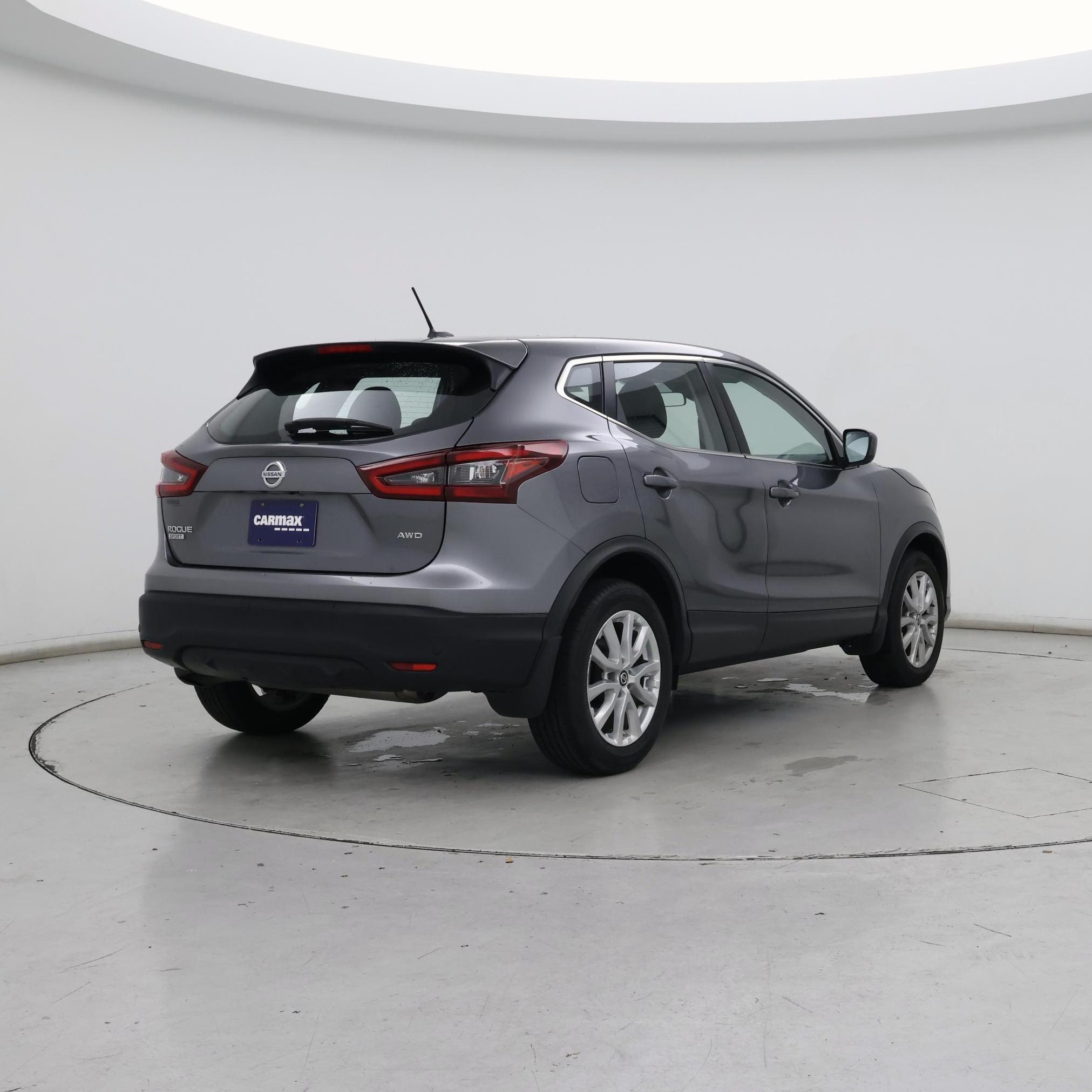 Thumbnail: 2022 Nissan Rogue Sport - 8