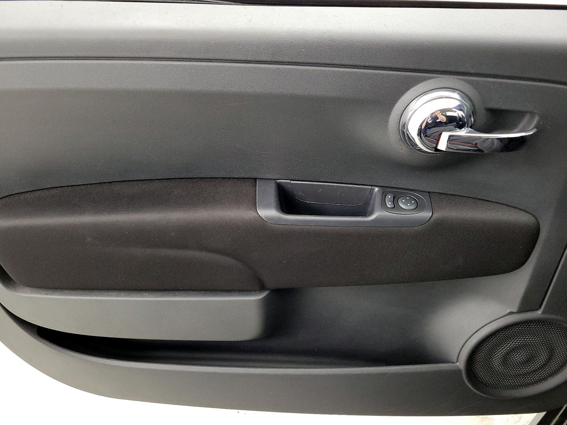 Thumbnail: 2017 Fiat 500 - 12