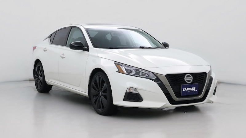 2019 Nissan Altima SR Hero Image