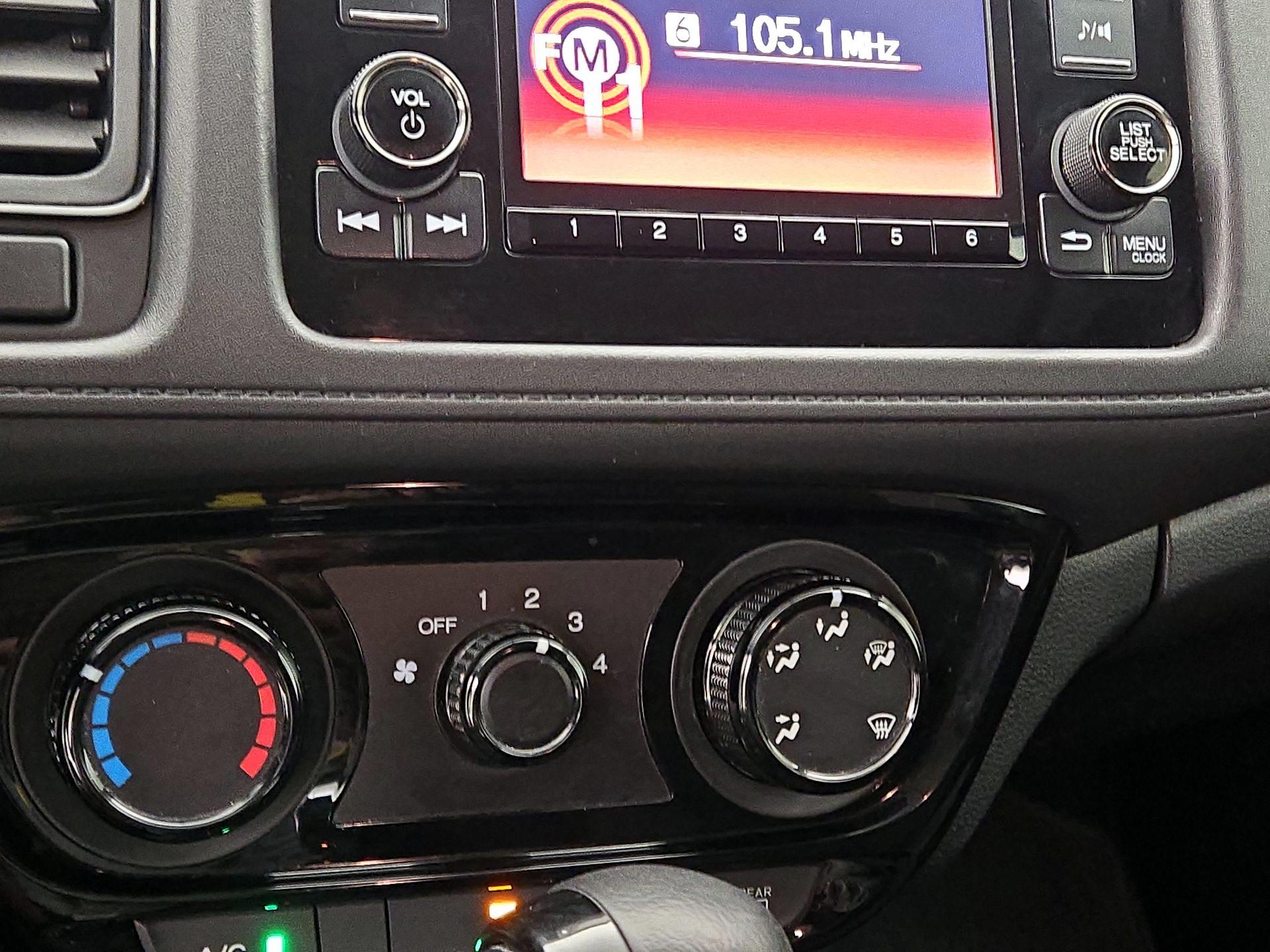 Thumbnail: 2019 Honda HR-V - 15