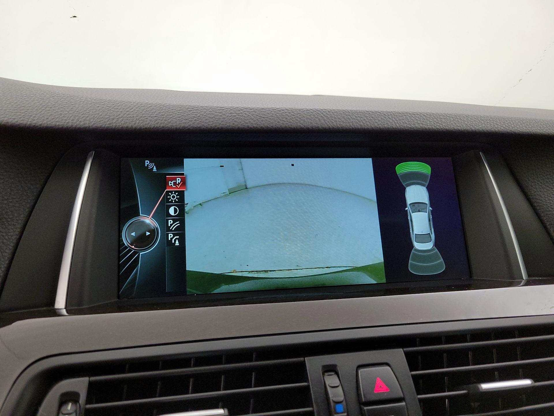 Thumbnail: 2014 BMW 5 Series - 15