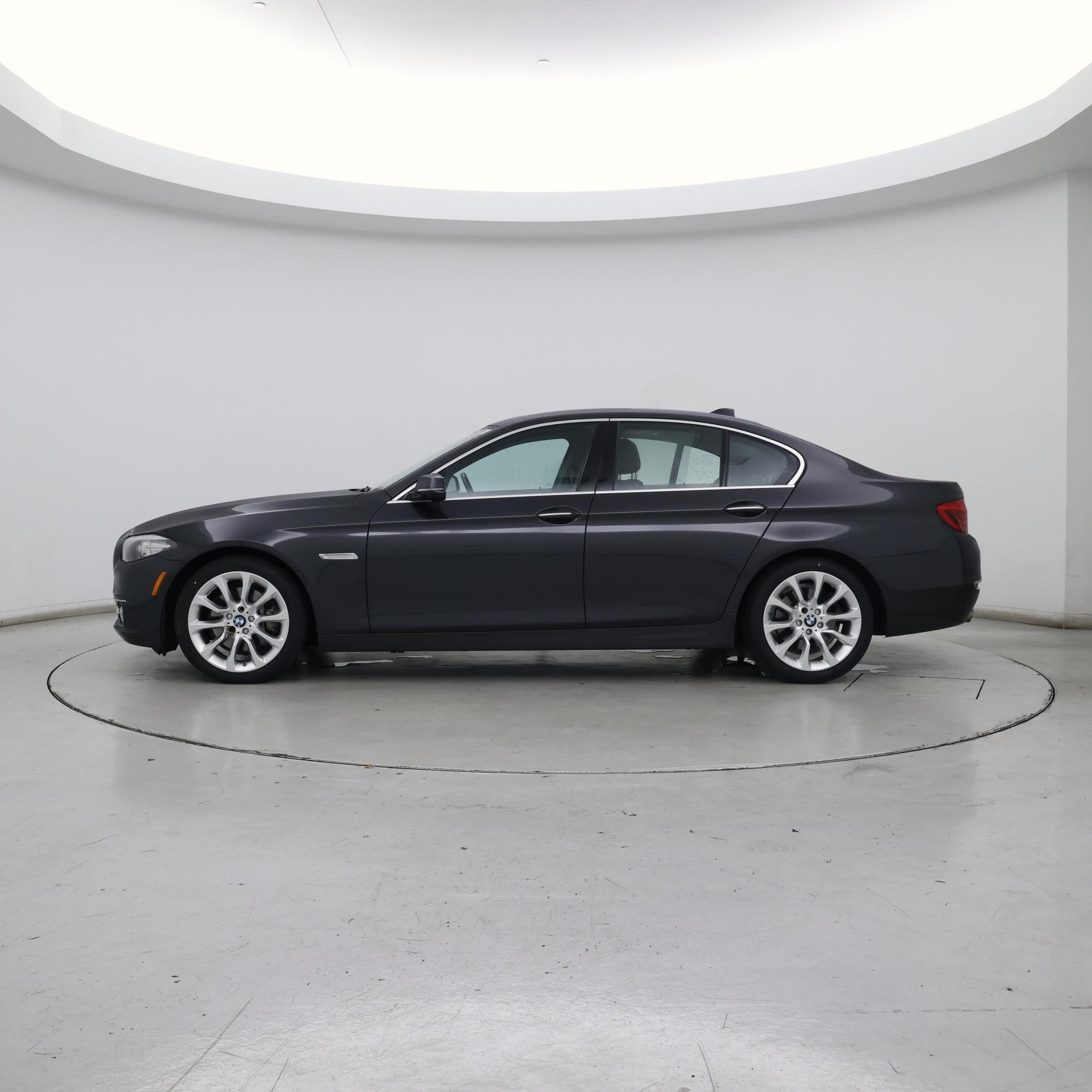 Thumbnail: 2014 BMW 5 Series - 3