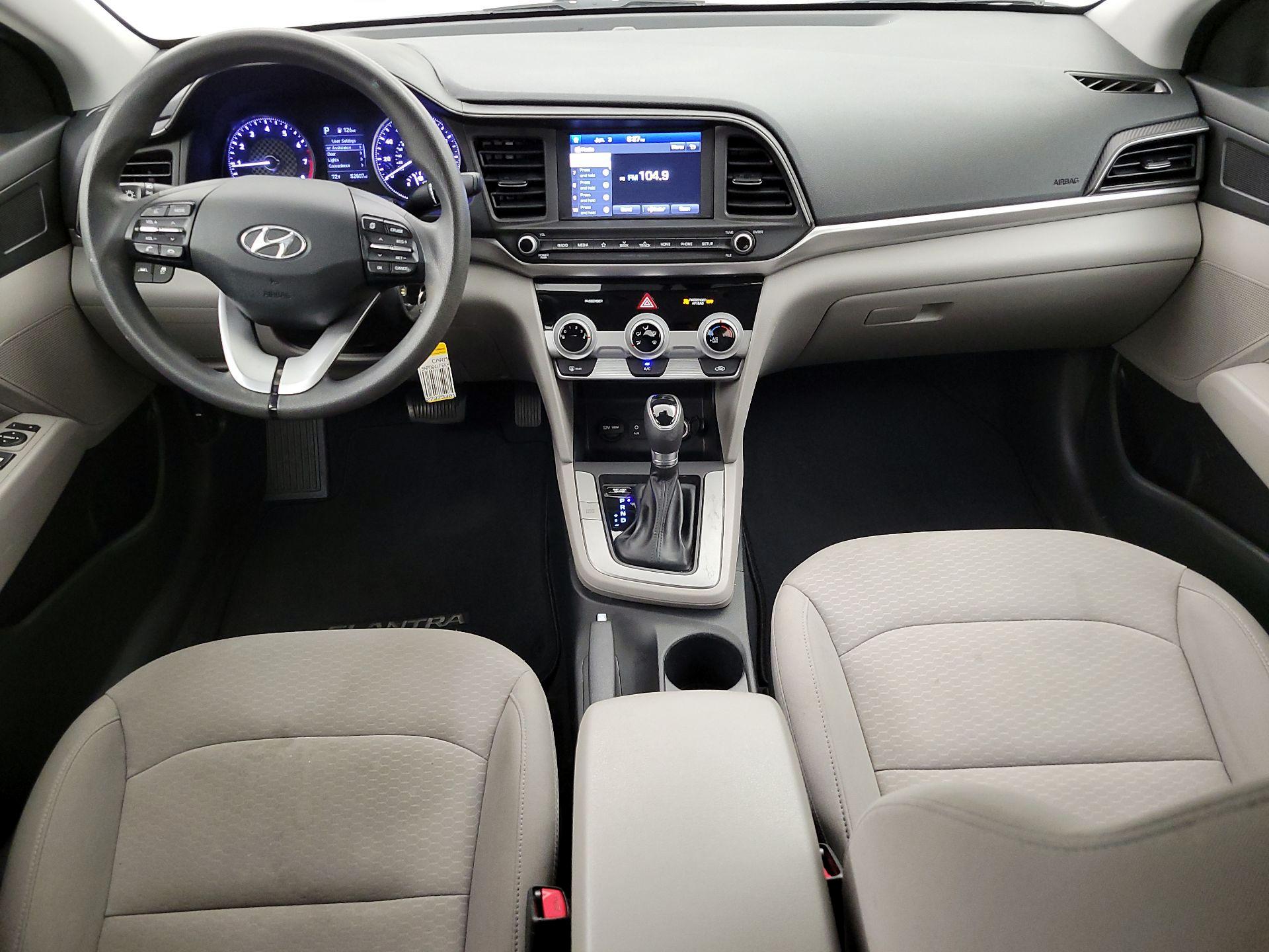 Thumbnail: 2019 Hyundai Elantra - 9