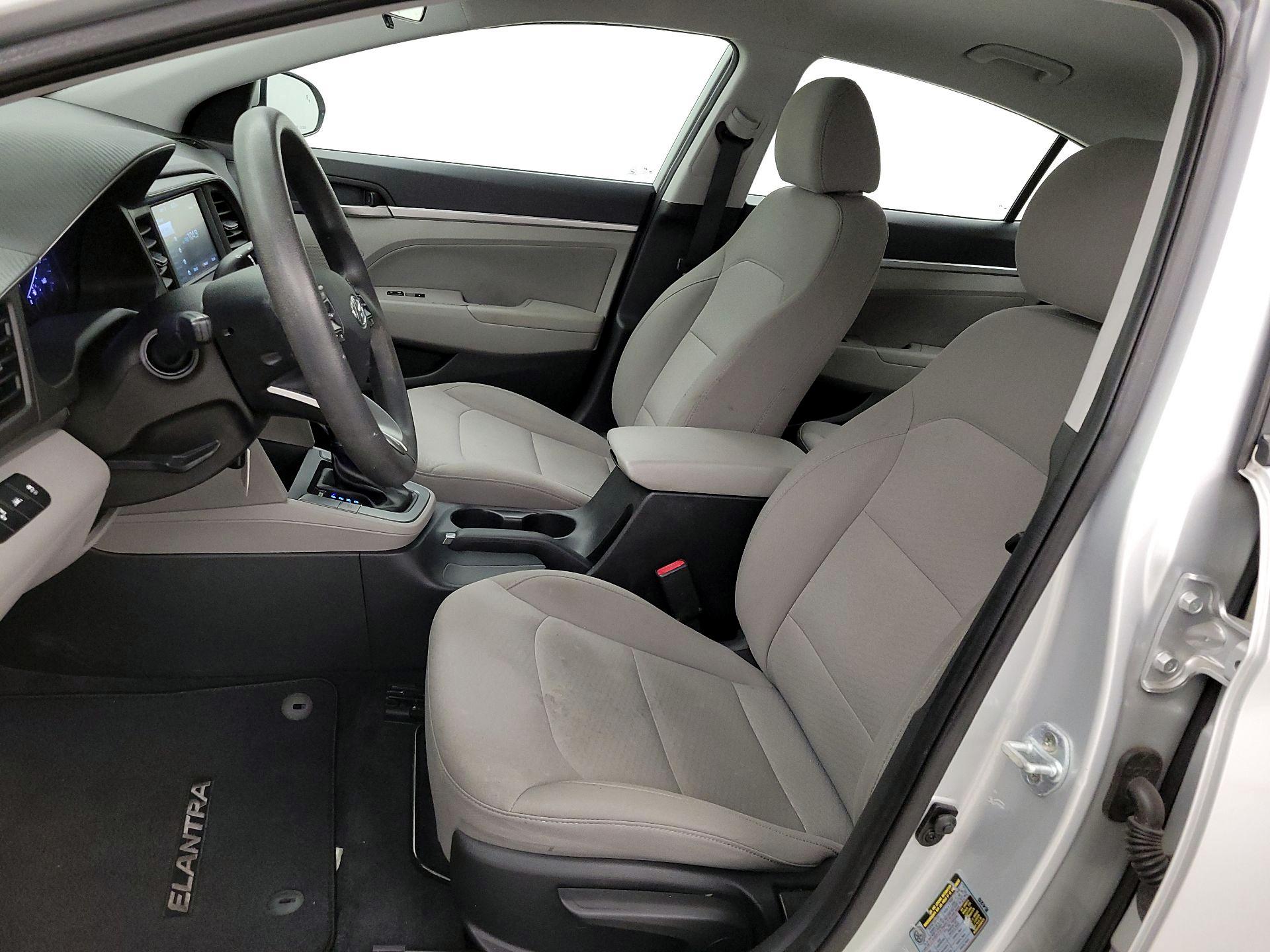 Thumbnail: 2019 Hyundai Elantra - 11