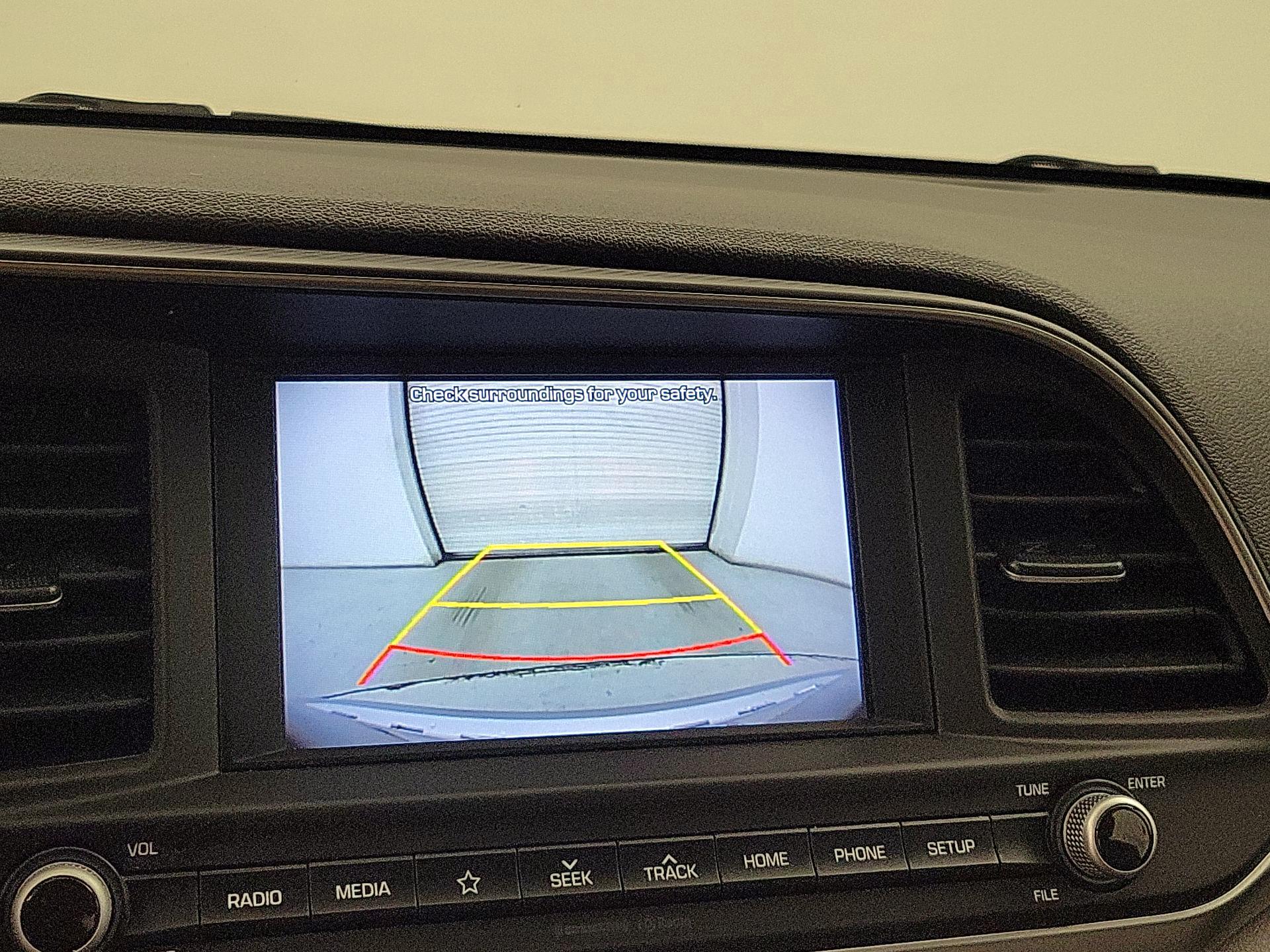 Thumbnail: 2019 Hyundai Elantra - 14