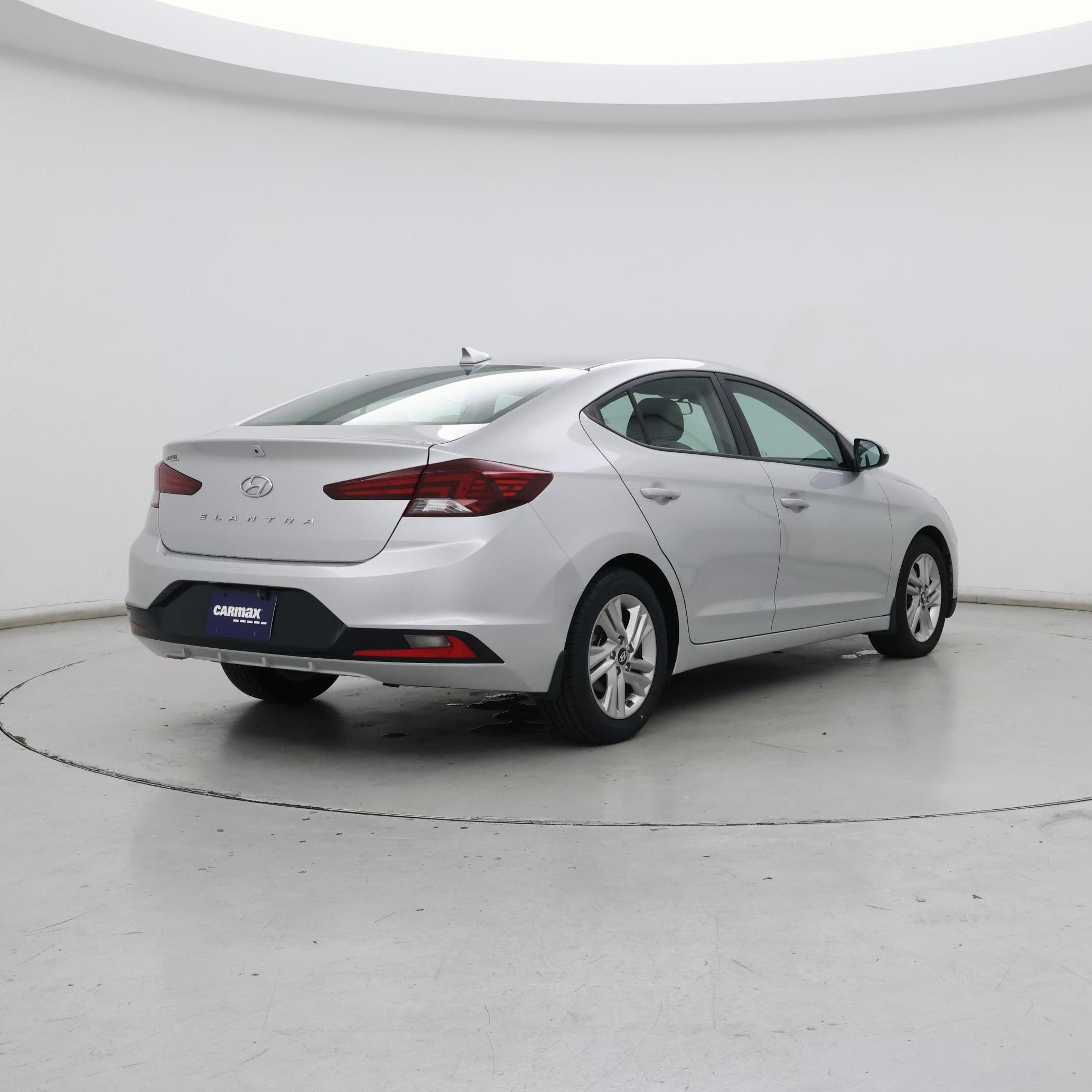 Thumbnail: 2019 Hyundai Elantra - 8