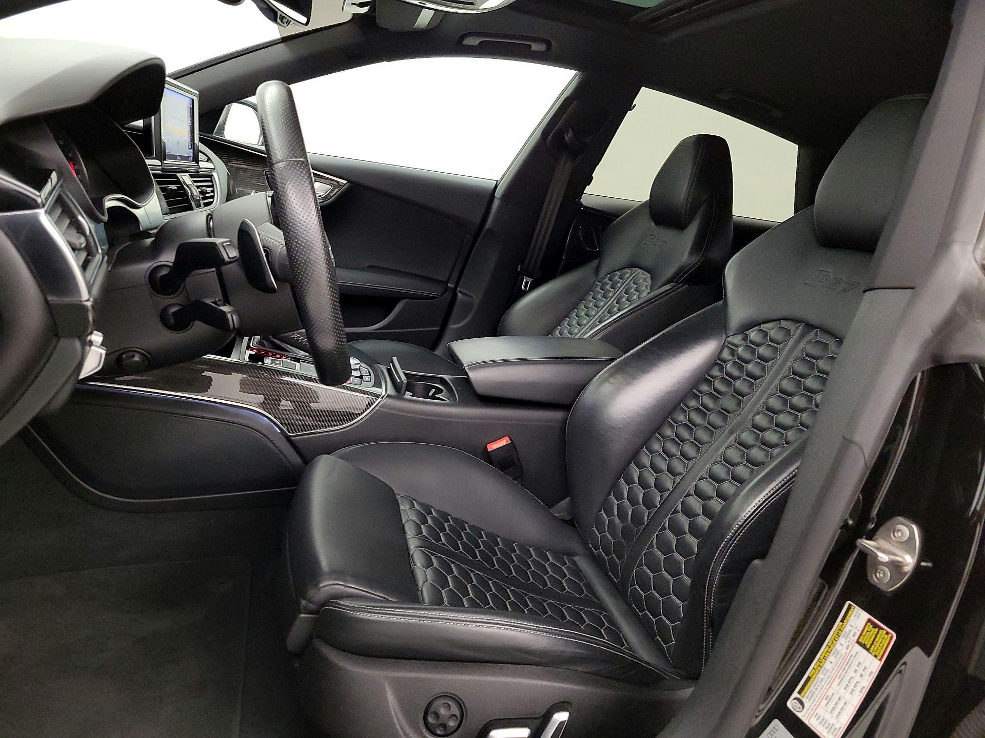 Thumbnail: 2016 Audi RS 7 - 11