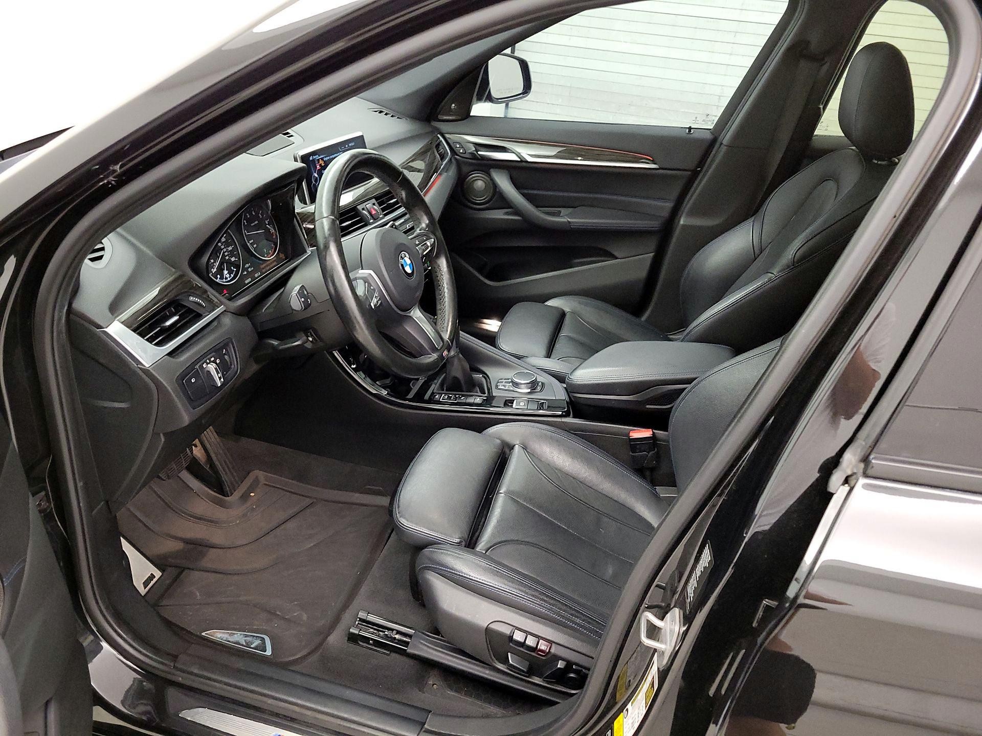 Thumbnail: 2017 BMW X1 - 11