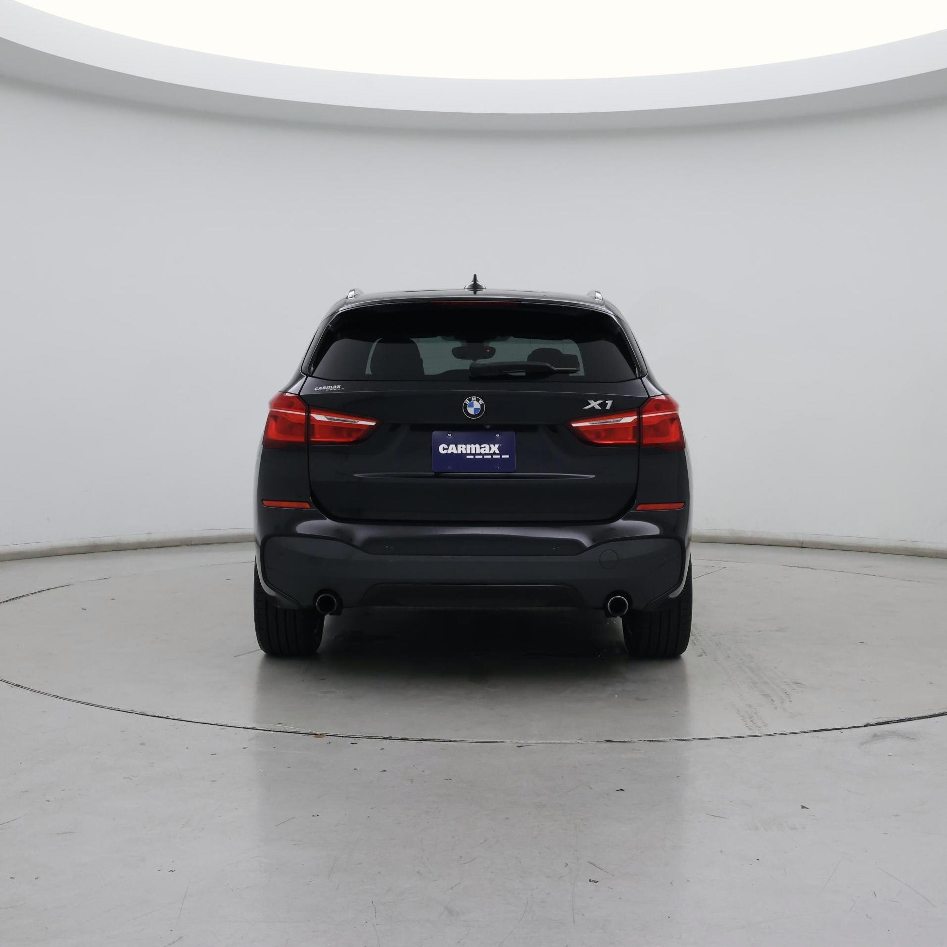 Thumbnail: 2017 BMW X1 - 6