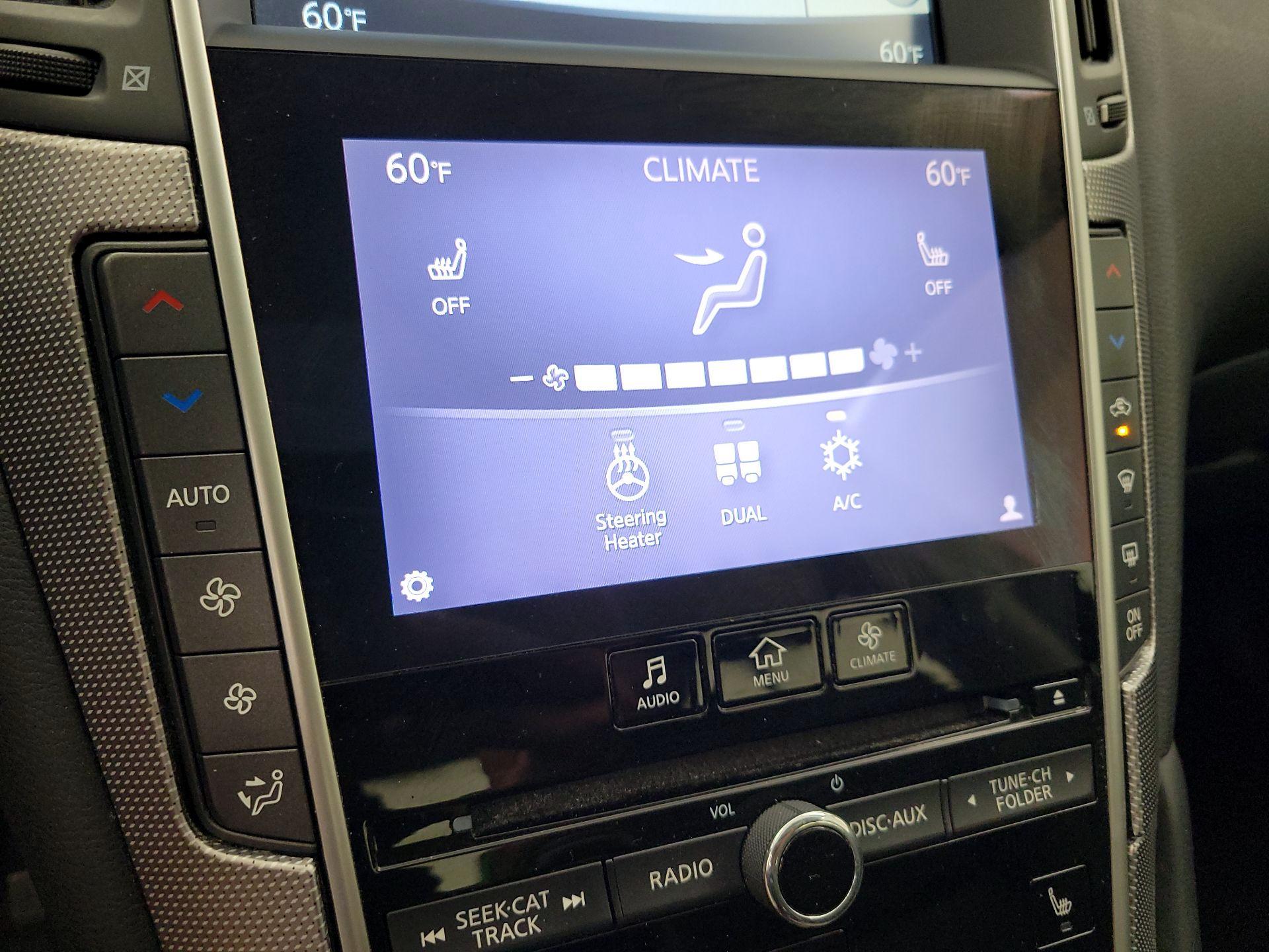 Thumbnail: 2014 INFINITI Q50 - 17