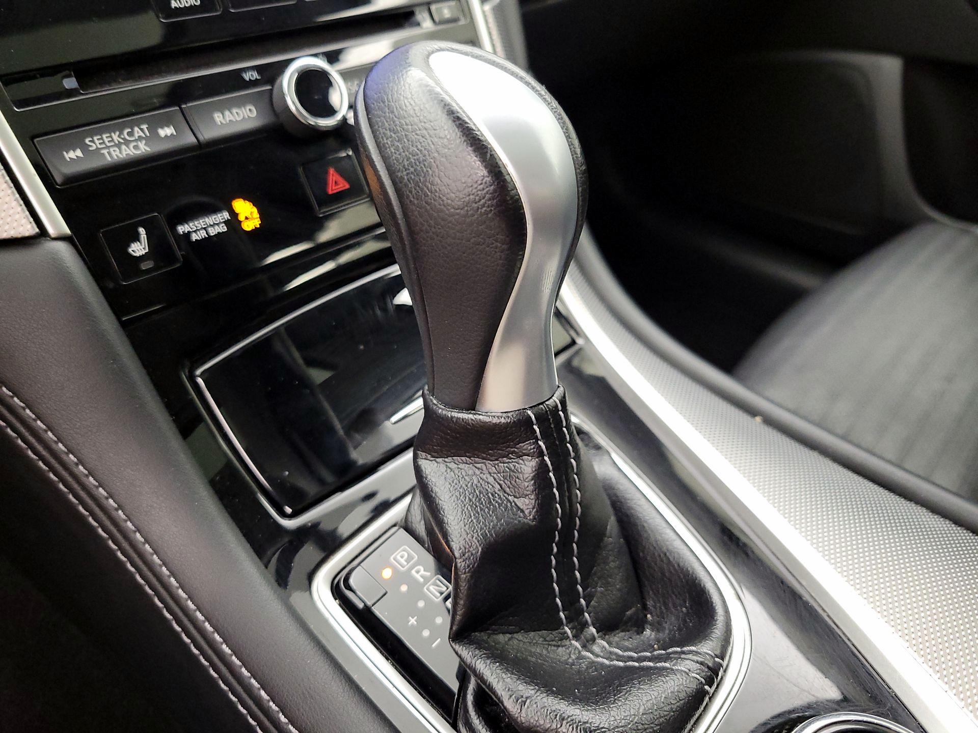Thumbnail: 2014 INFINITI Q50 - 18