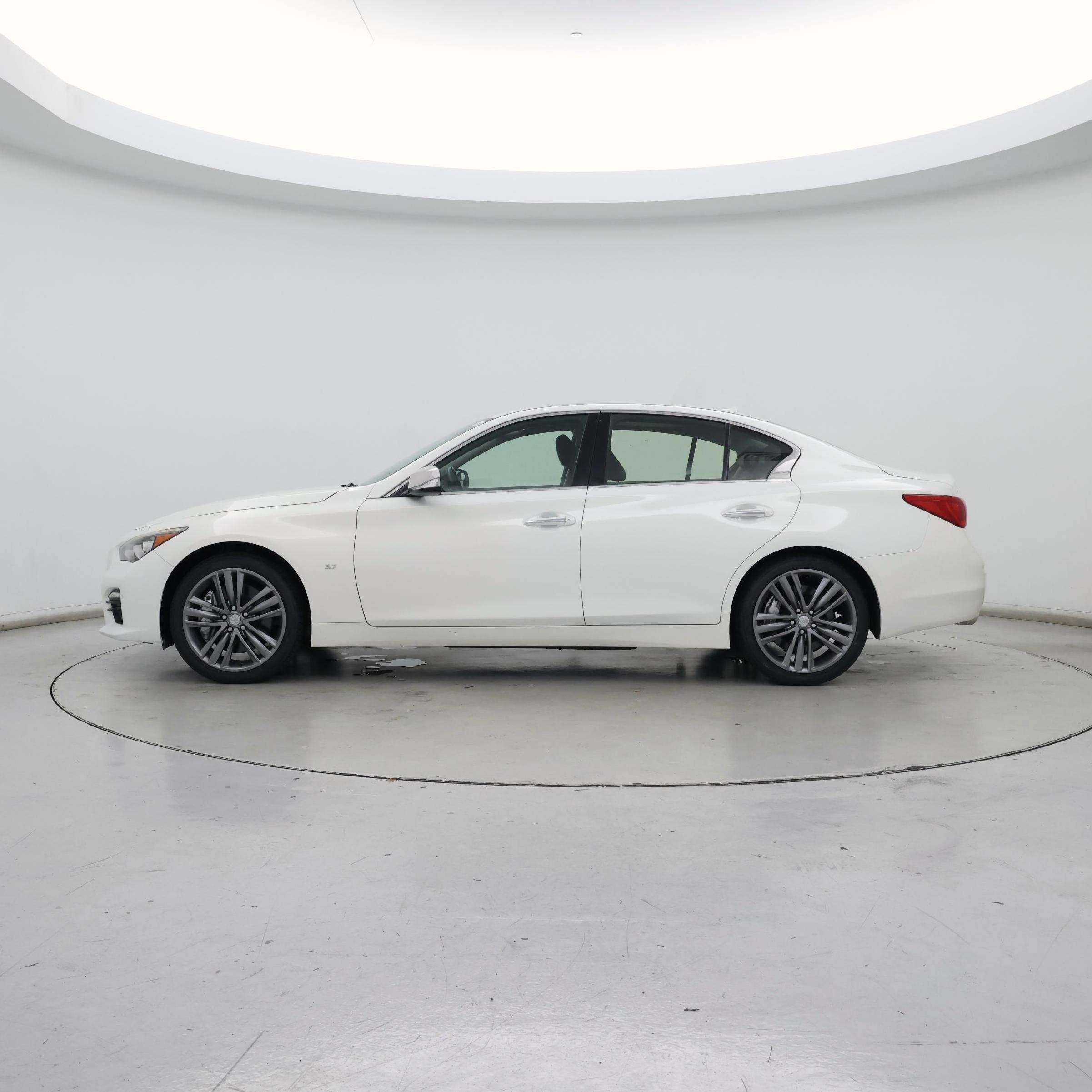 Thumbnail: 2014 INFINITI Q50 - 3