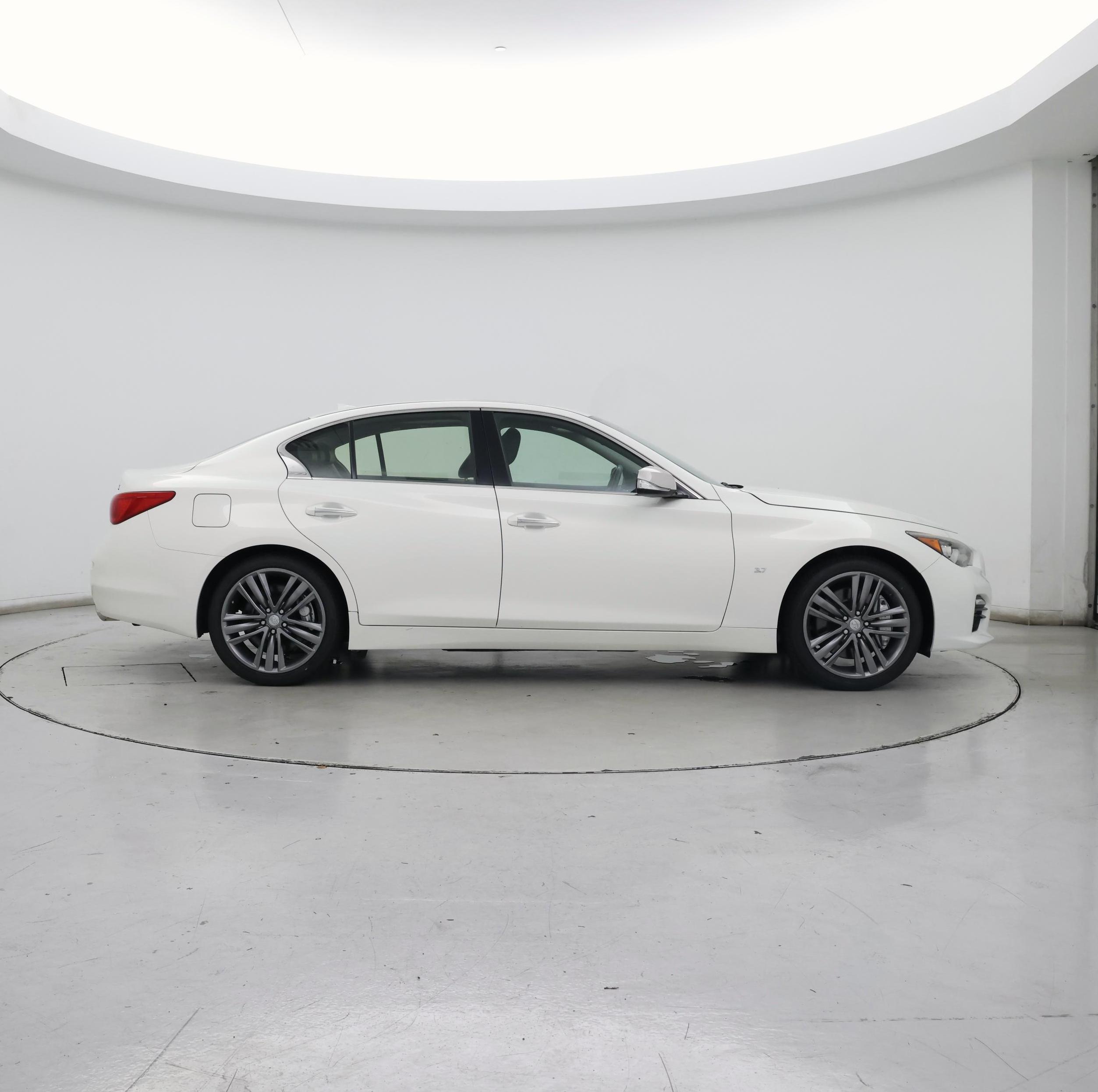 Thumbnail: 2014 INFINITI Q50 - 7