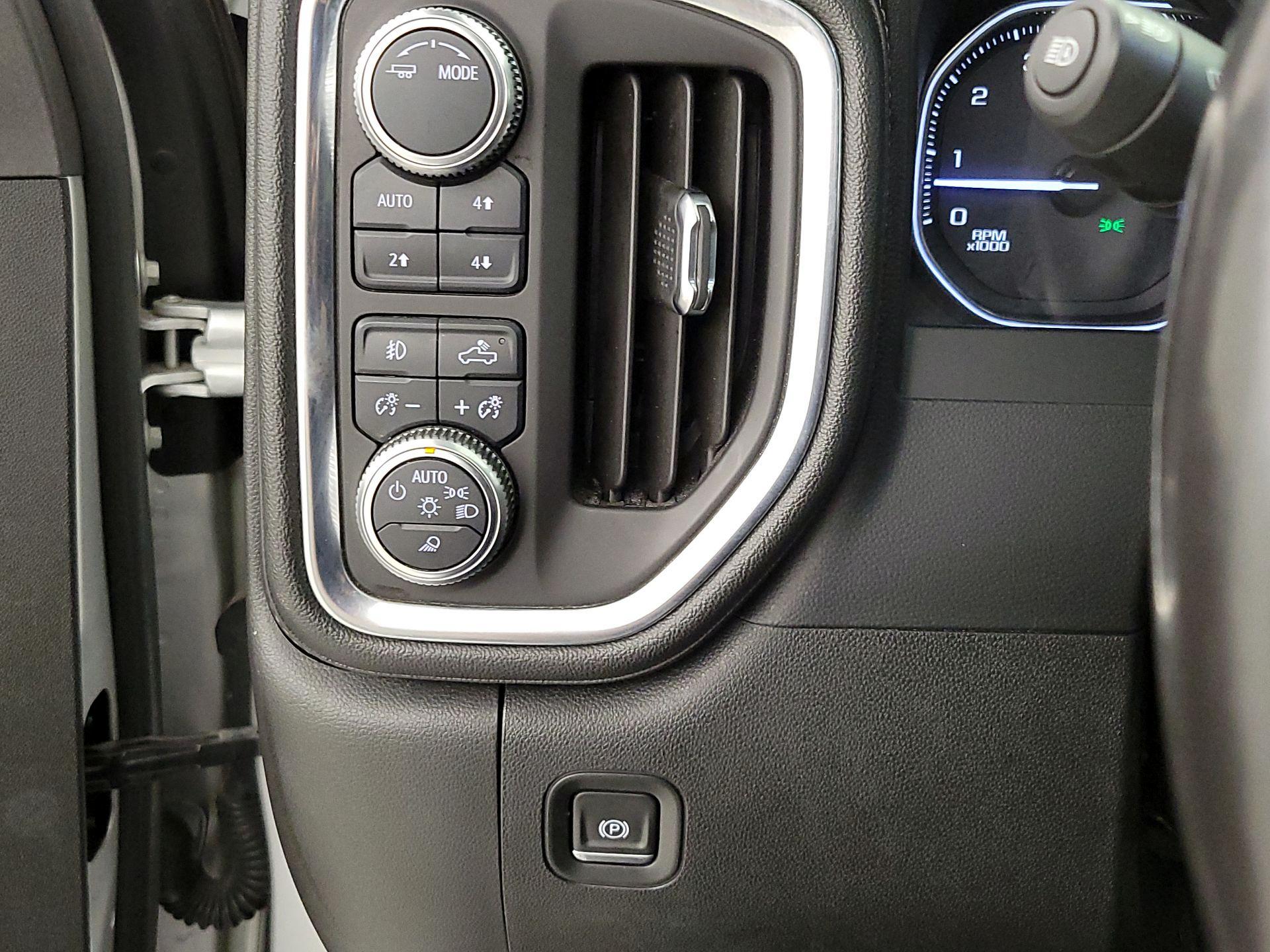 Thumbnail: 2020 GMC Sierra 2500 - 13