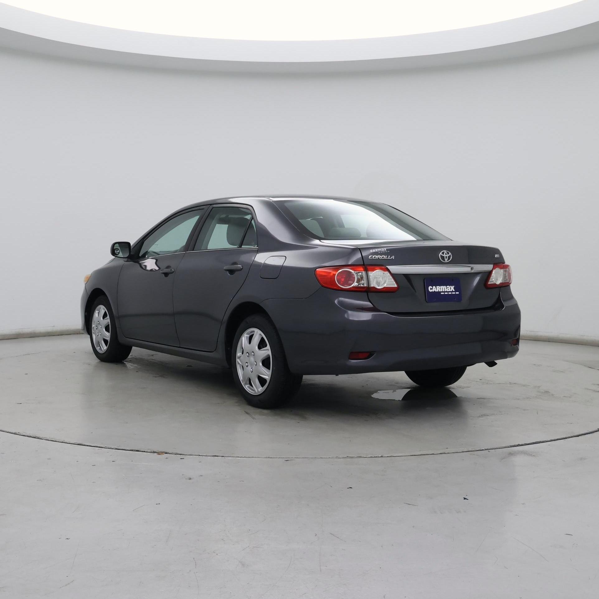 Thumbnail: 2013 Toyota Corolla - 2