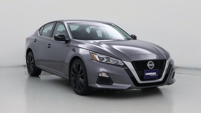 2020 Nissan Altima SR Hero Image