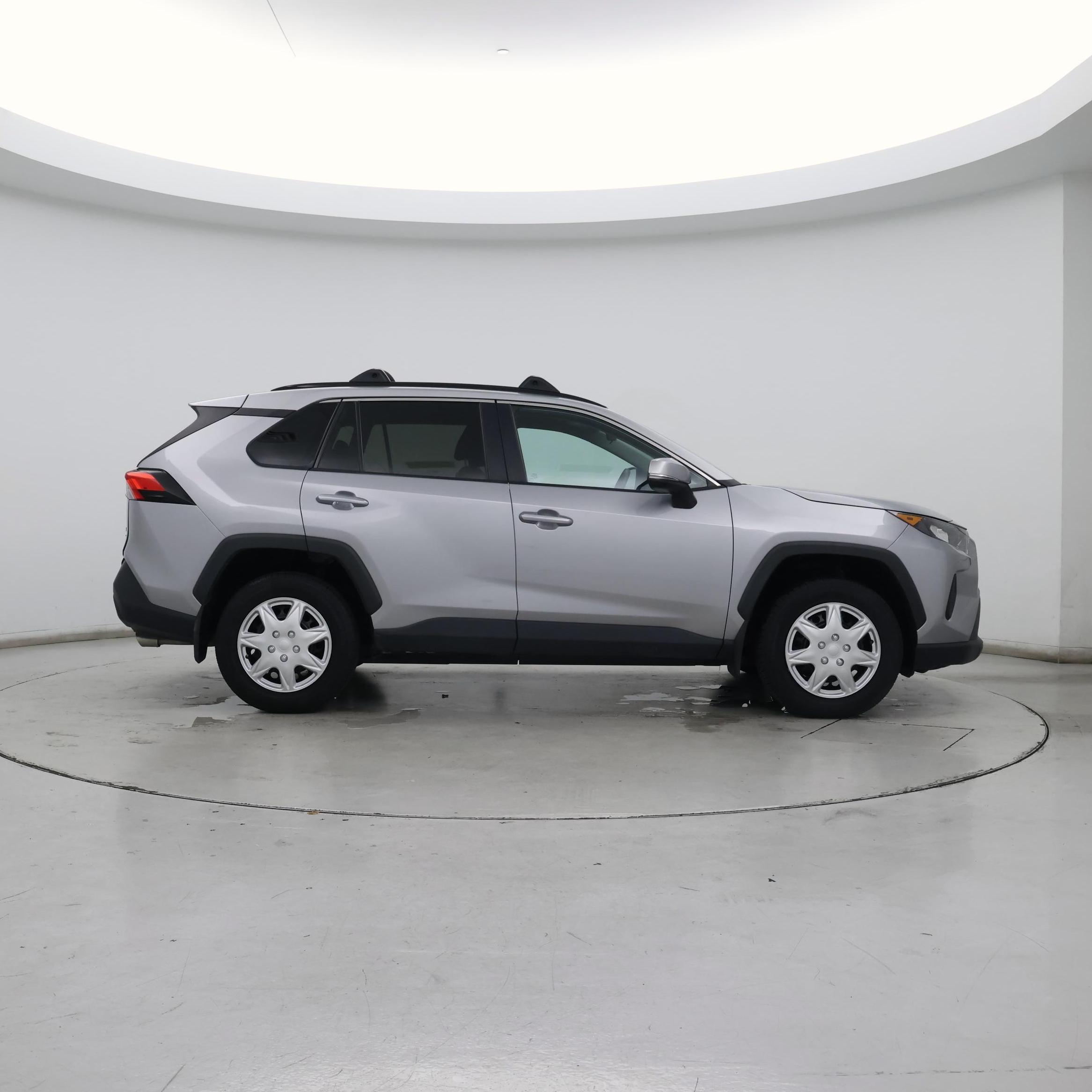 Thumbnail: 2020 Toyota RAV4 - 7