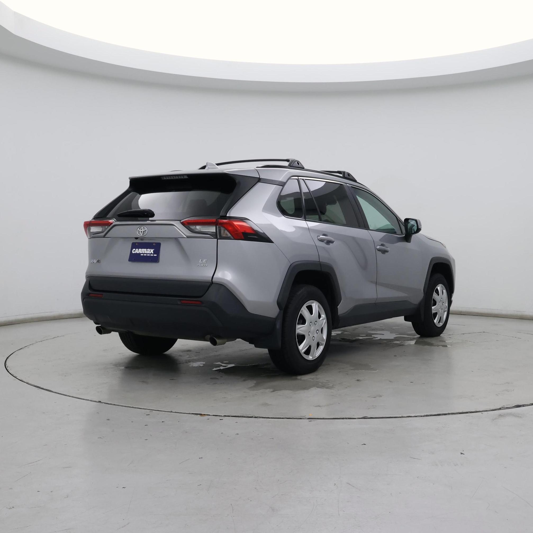 Thumbnail: 2020 Toyota RAV4 - 8
