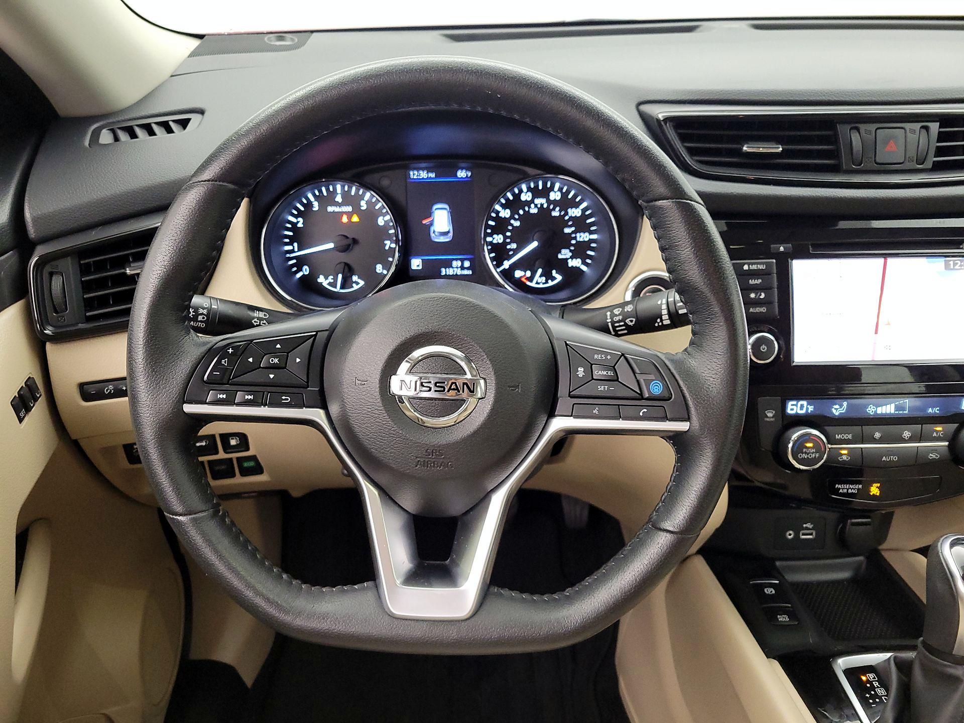 Thumbnail: 2019 Nissan Rogue - 10