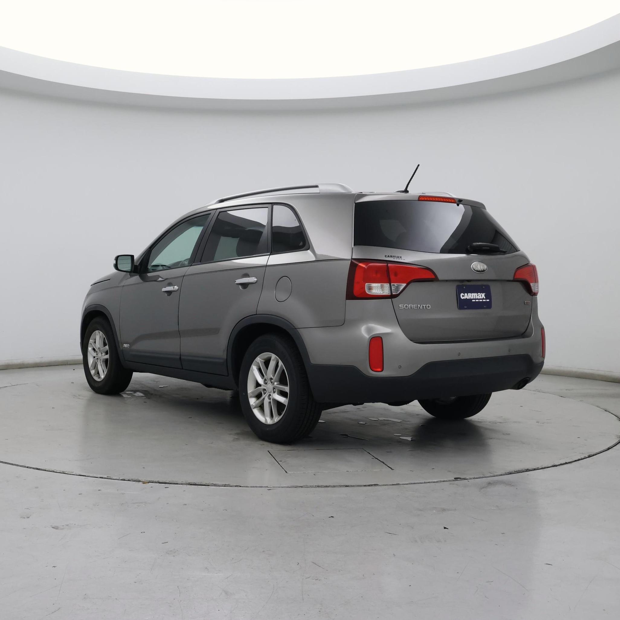 Thumbnail: 2014 Kia Sorento - 2