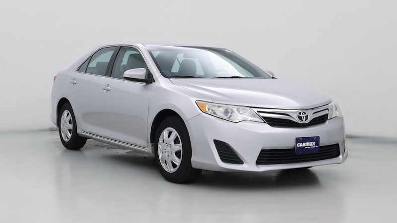 2014 Toyota Camry LE Hero Image