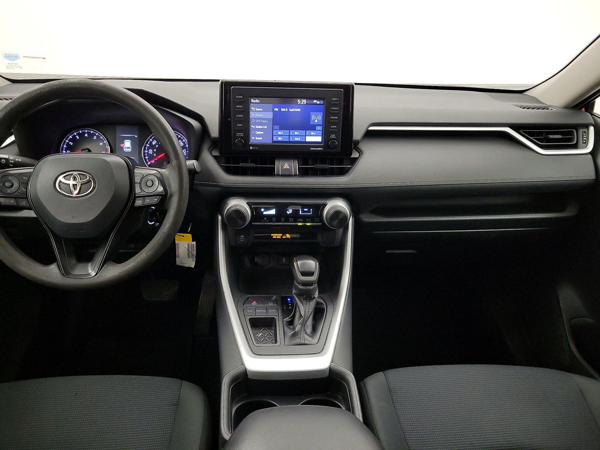 Thumbnail: 2021 Toyota RAV4 - 9