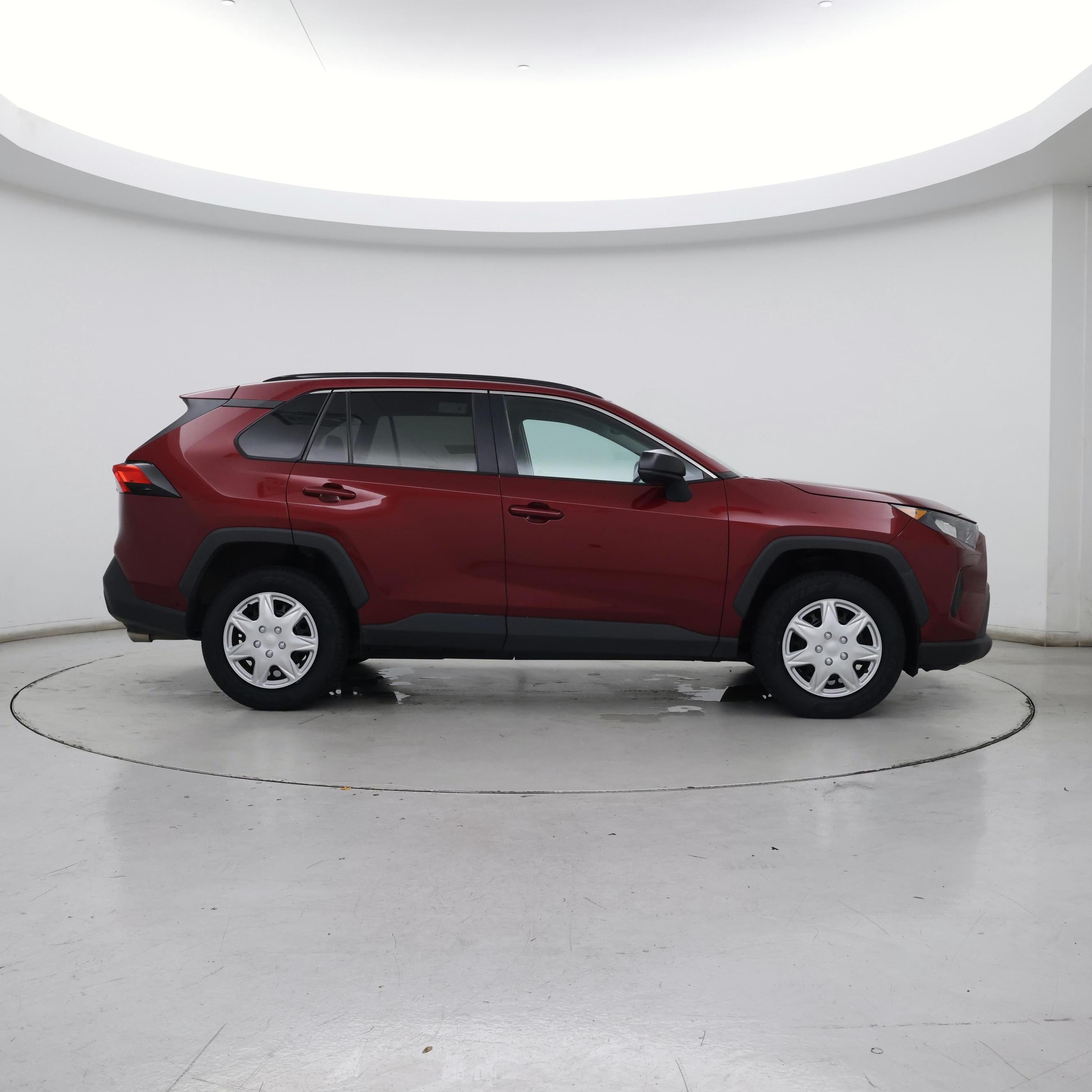 Thumbnail: 2021 Toyota RAV4 - 7