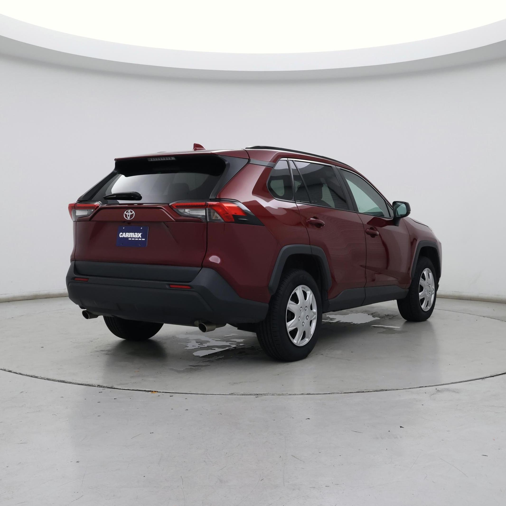 Thumbnail: 2021 Toyota RAV4 - 8