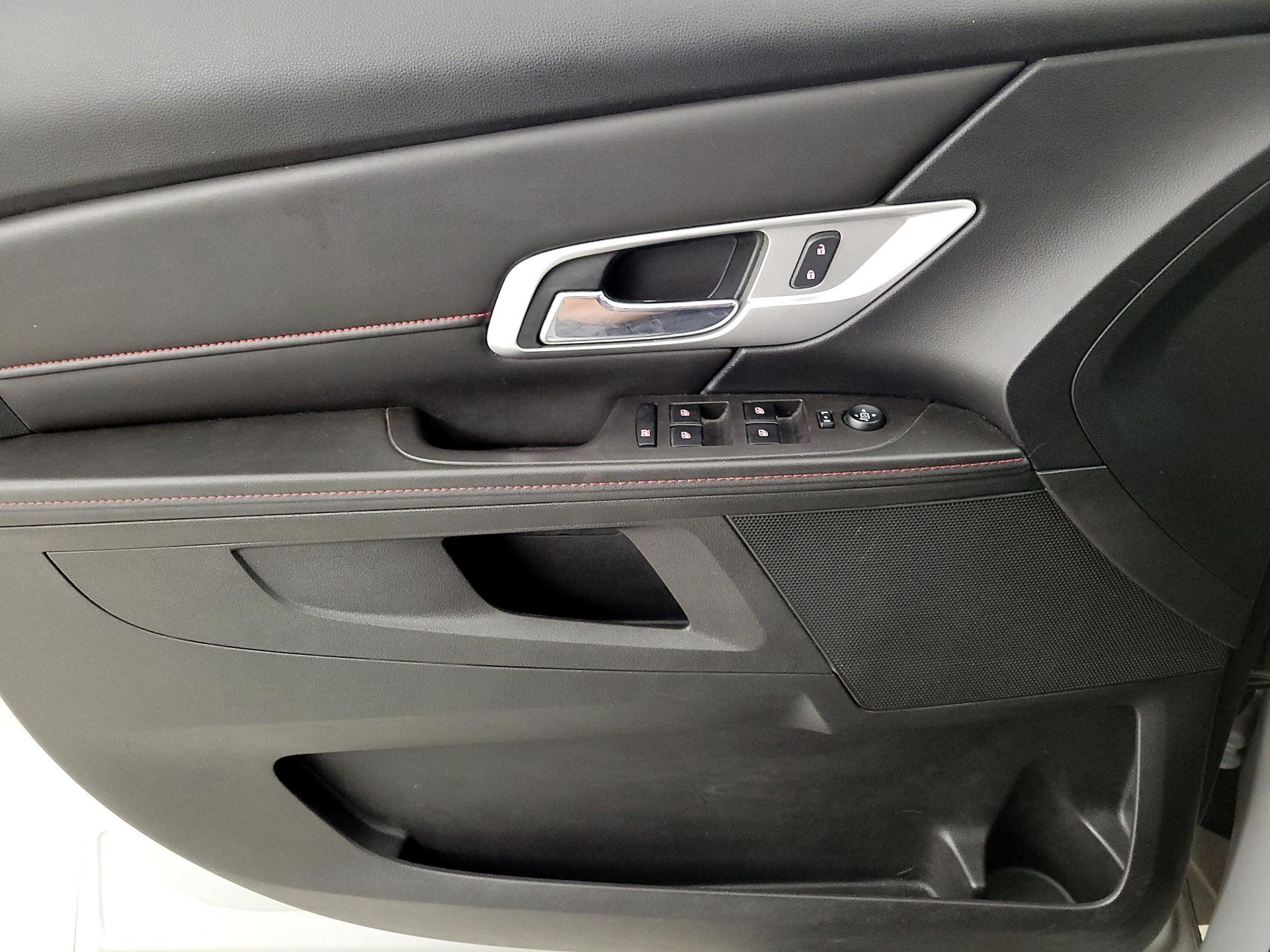 Thumbnail: 2015 GMC Terrain - 12
