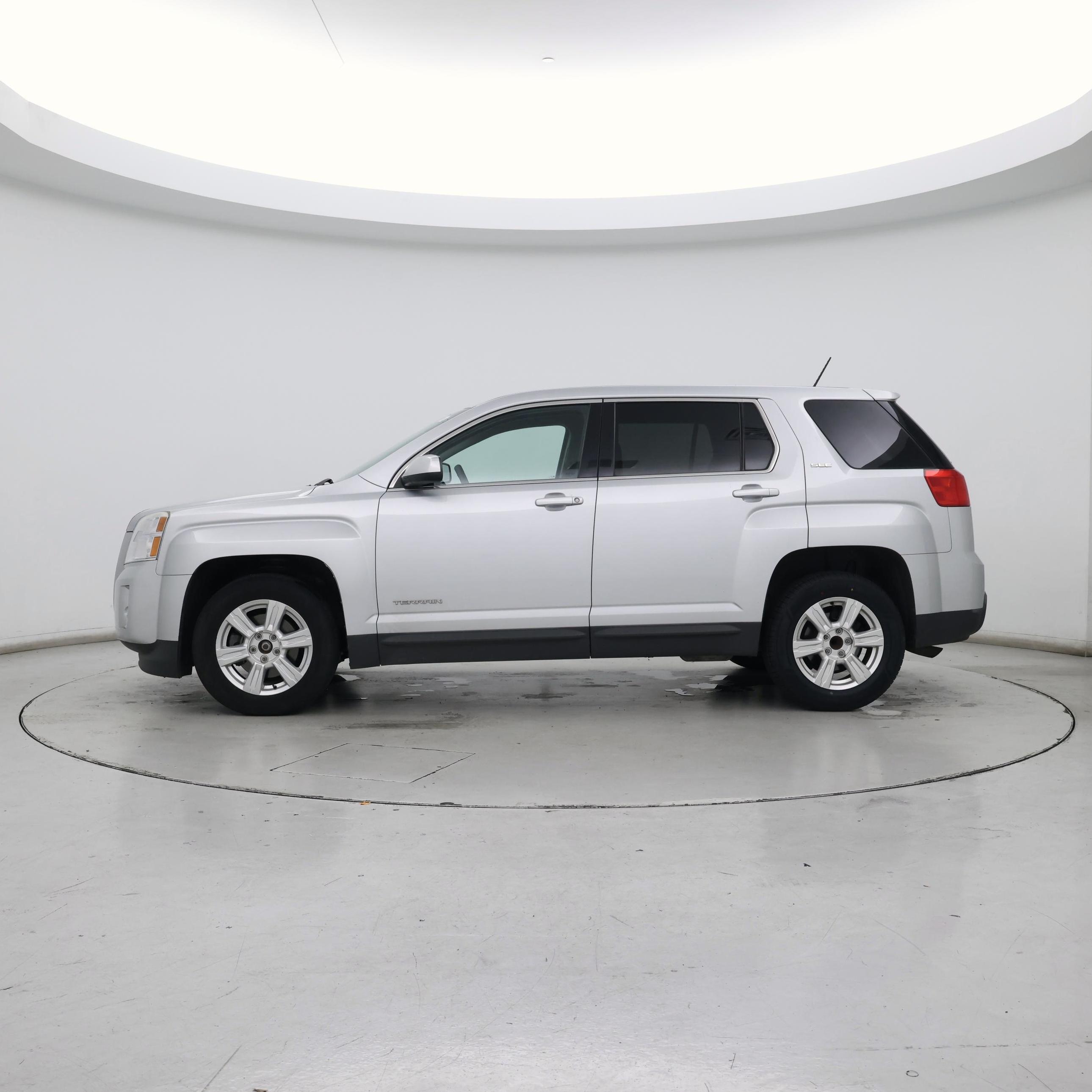 Thumbnail: 2015 GMC Terrain - 3