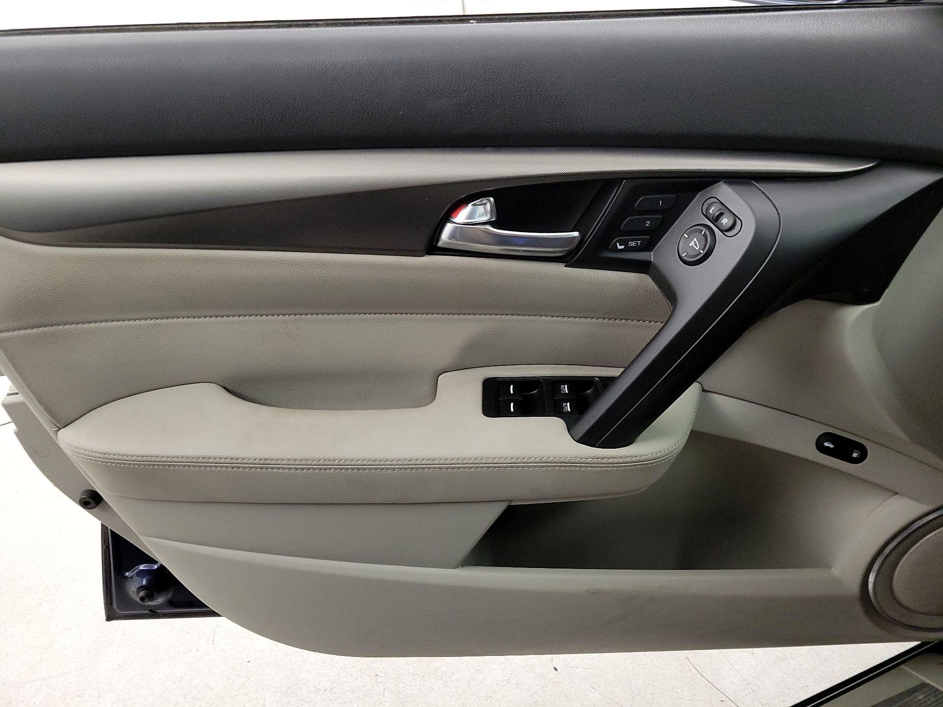 Thumbnail: 2013 Acura TL - 12