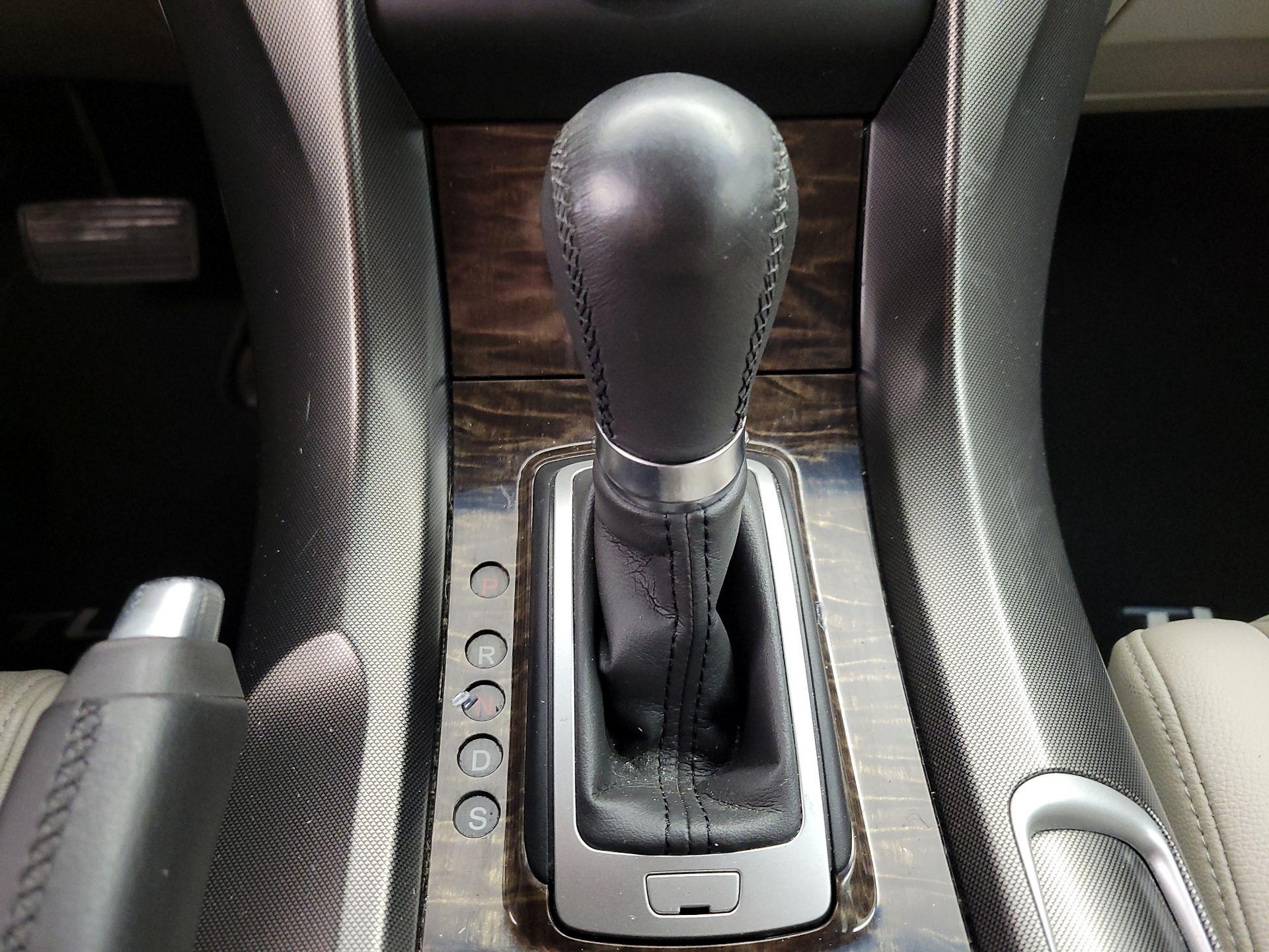 Thumbnail: 2013 Acura TL - 16