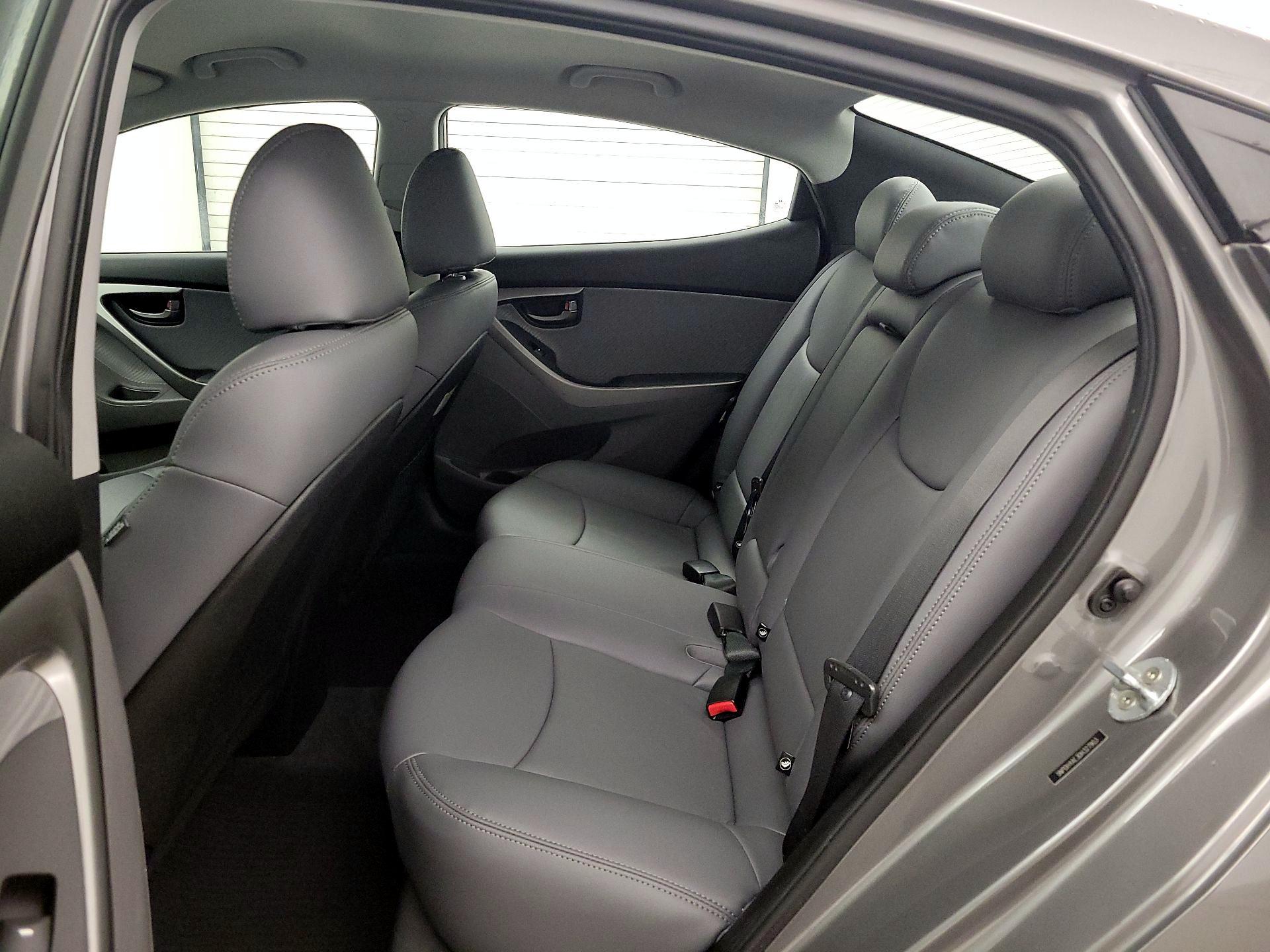 Thumbnail: 2013 Hyundai Elantra - 18