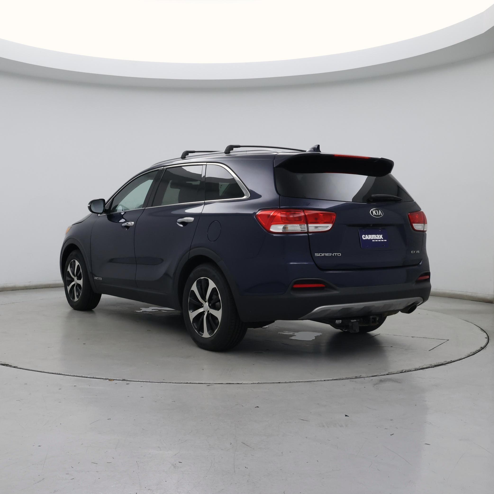 Thumbnail: 2017 Kia Sorento - 2