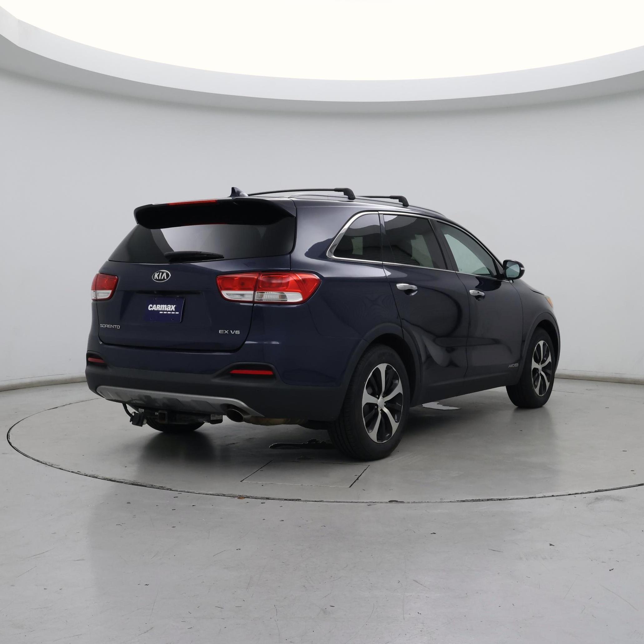 Thumbnail: 2017 Kia Sorento - 8