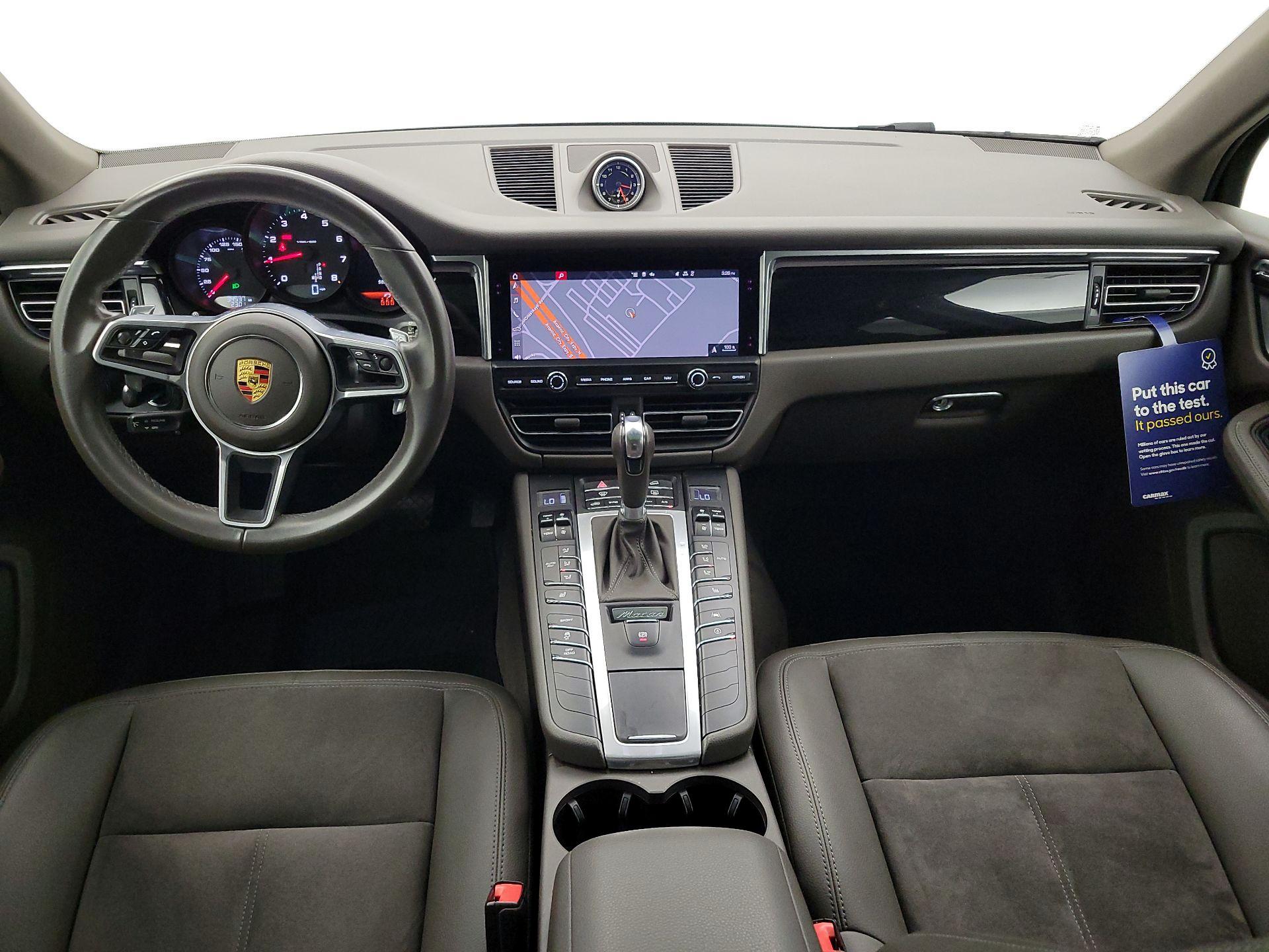Thumbnail: 2021 Porsche Macan - 9