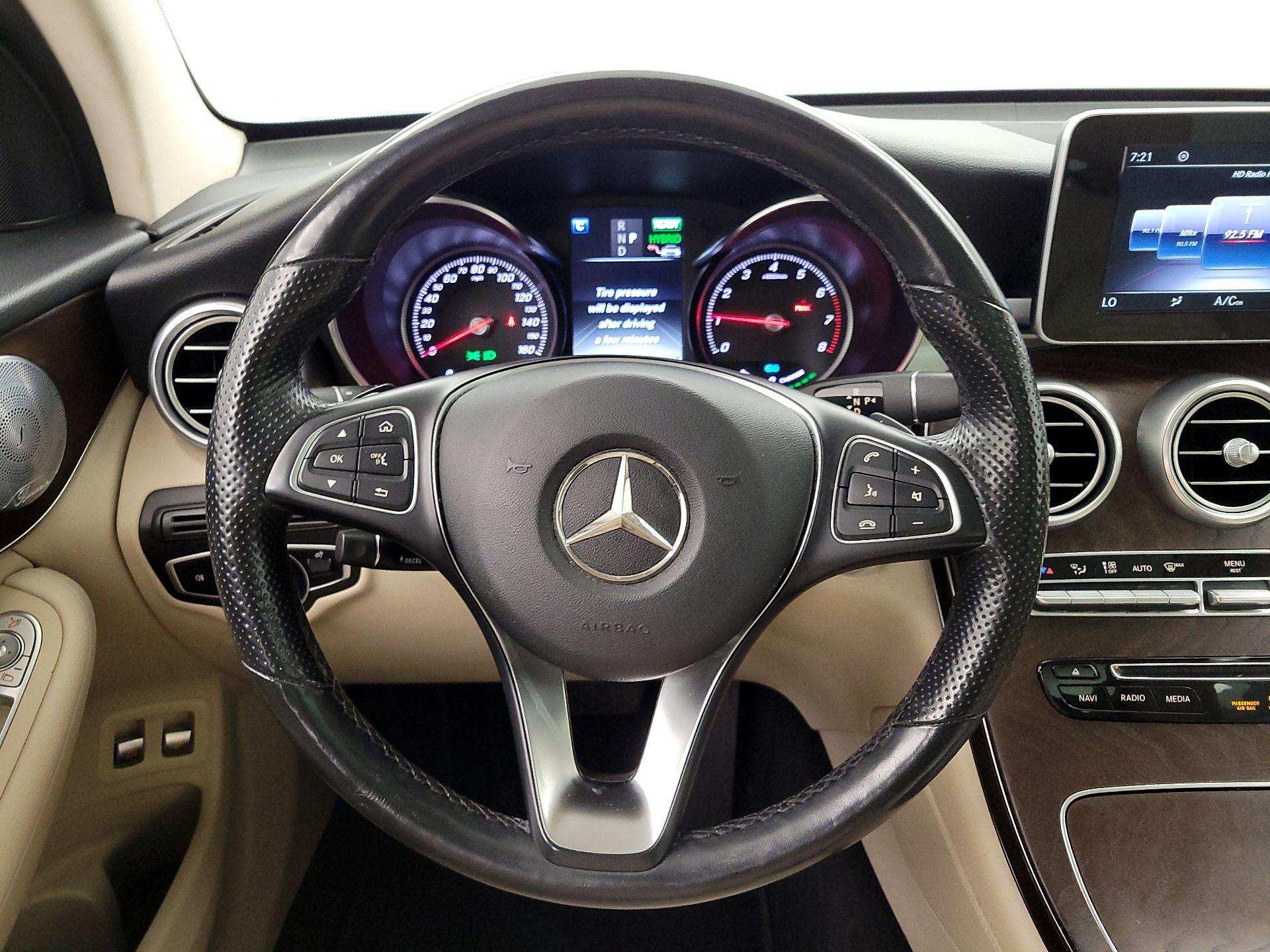 Thumbnail: 2019 Mercedes-Benz GLC - 10
