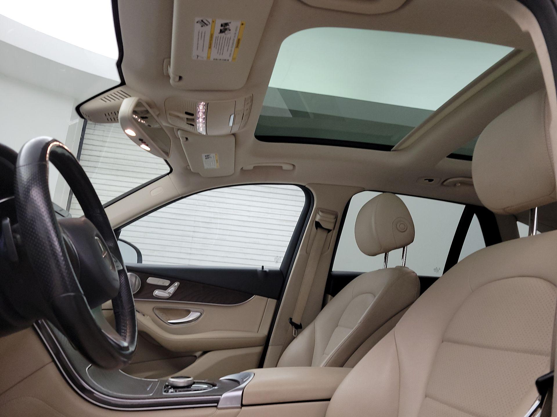 Thumbnail: 2019 Mercedes-Benz GLC - 19