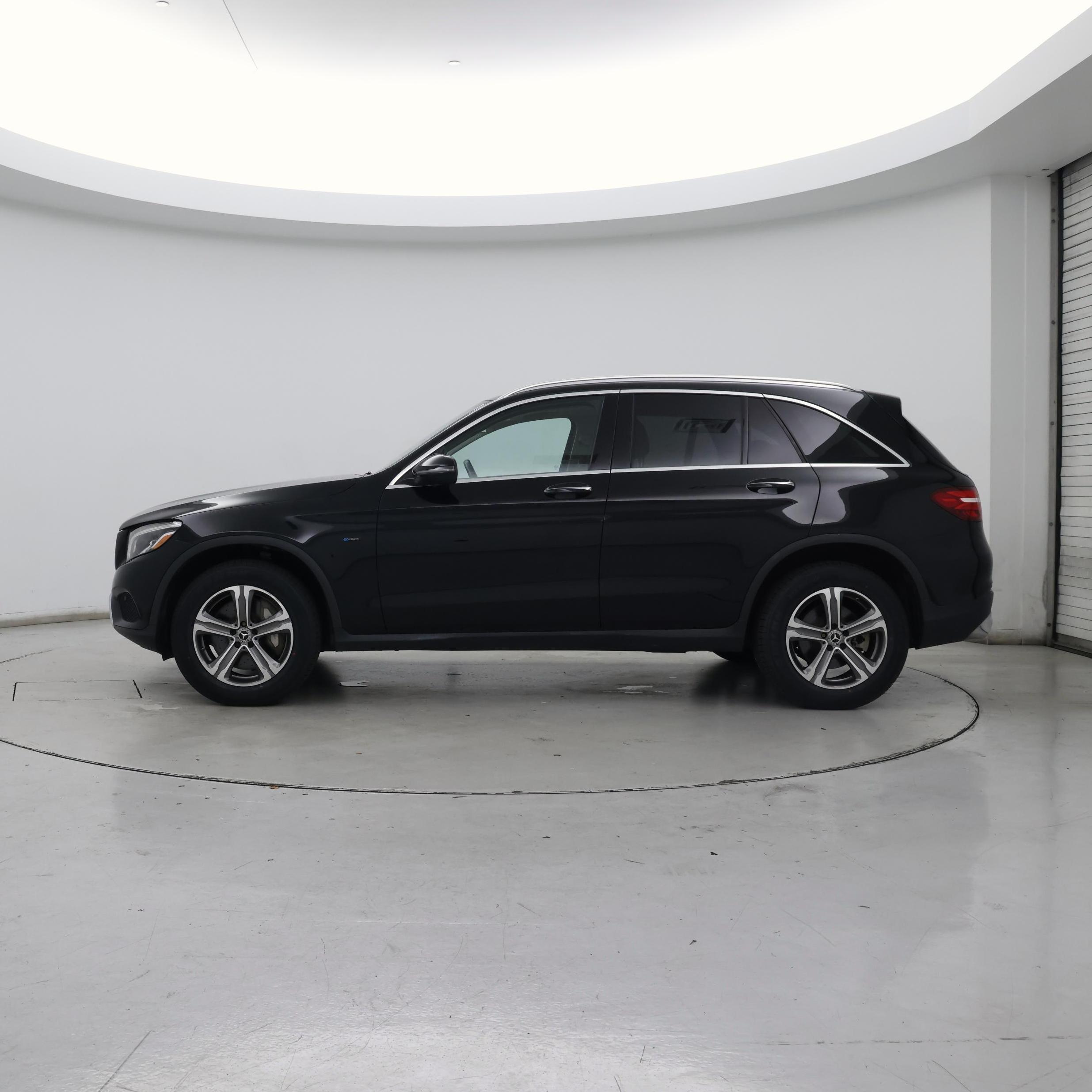 Thumbnail: 2019 Mercedes-Benz GLC - 3