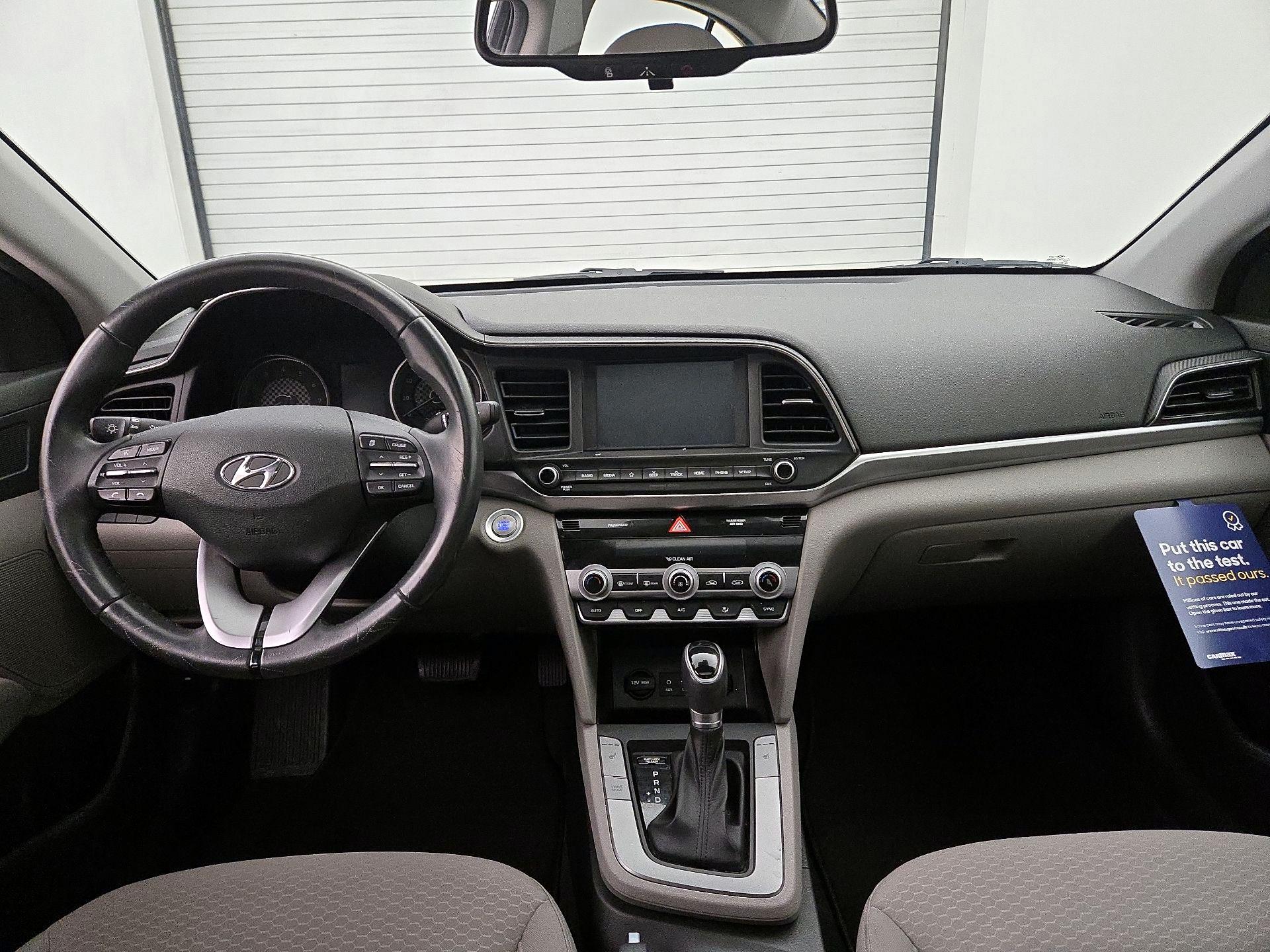 Thumbnail: 2020 Hyundai Elantra - 9