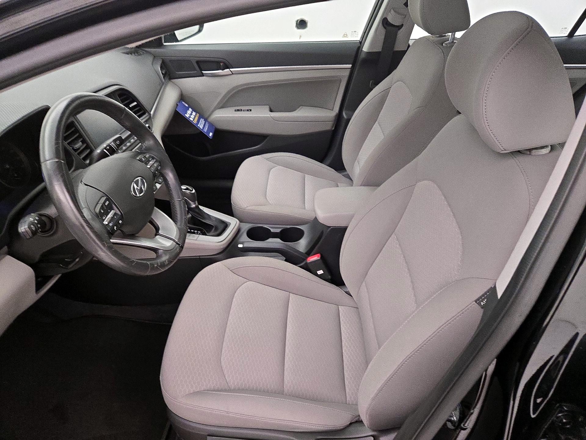 Thumbnail: 2020 Hyundai Elantra - 11