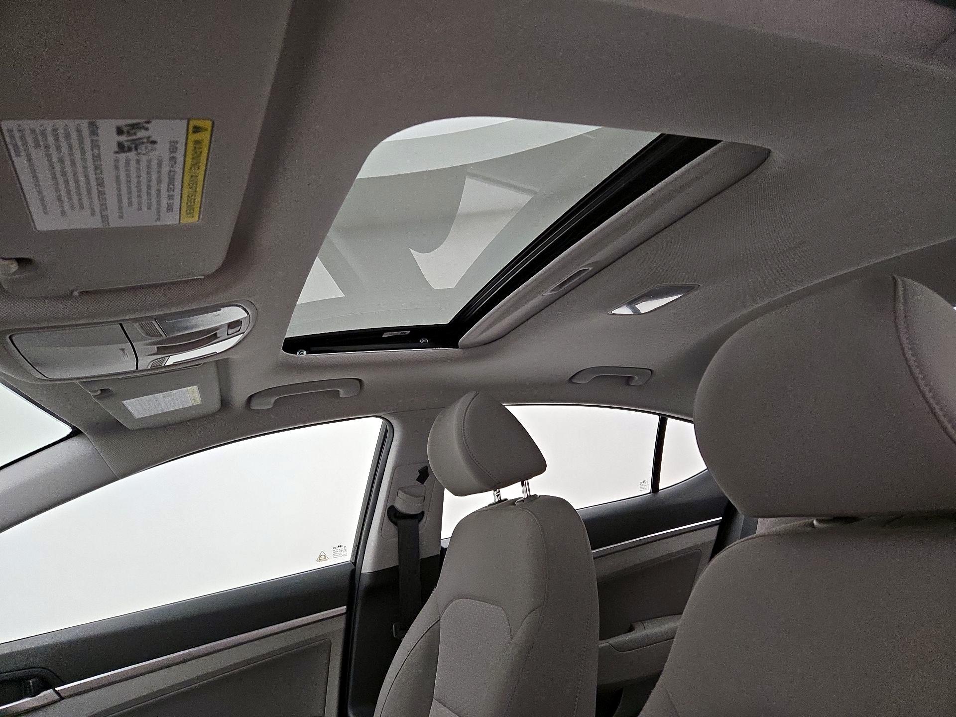Thumbnail: 2020 Hyundai Elantra - 19