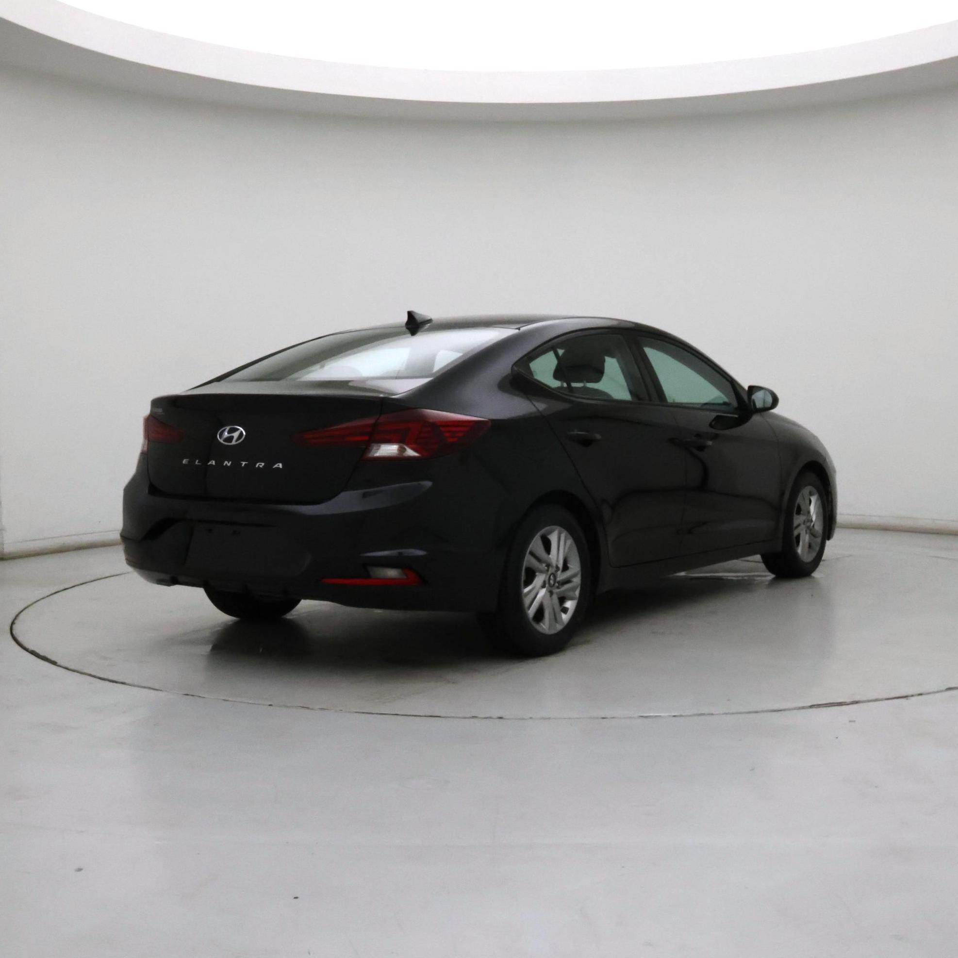 Thumbnail: 2020 Hyundai Elantra - 8