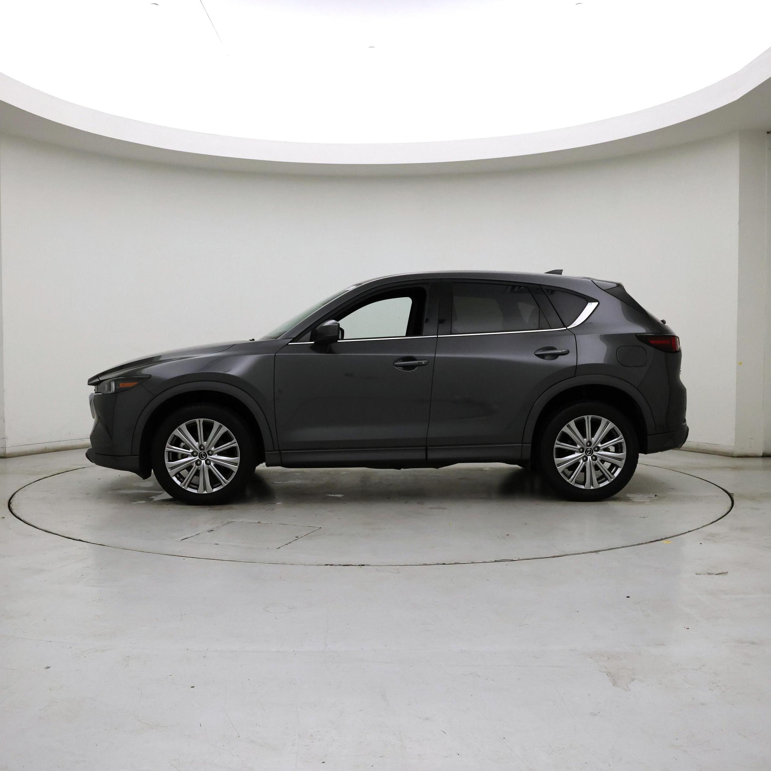 Thumbnail: 2022 Mazda CX-5 - 3