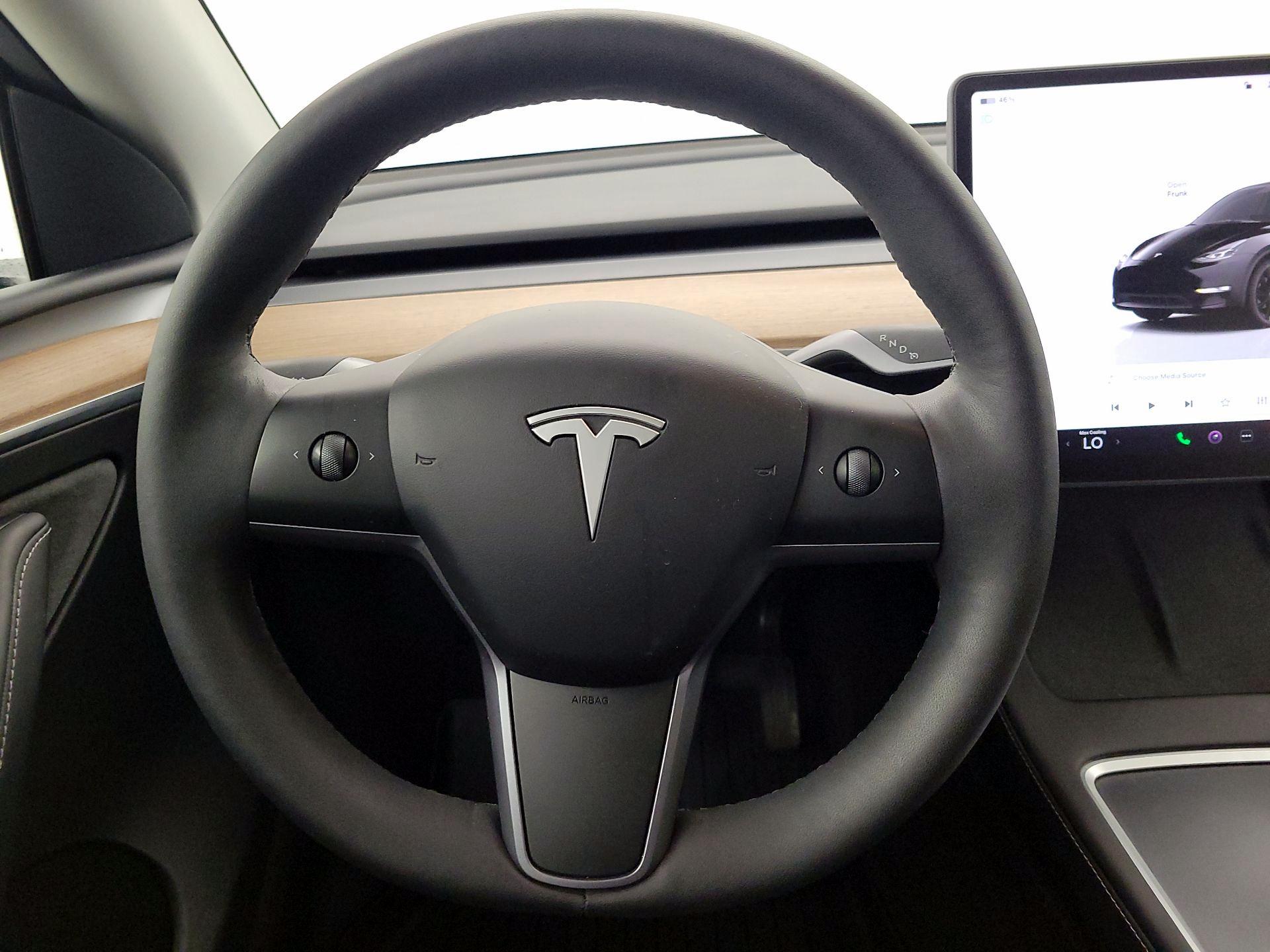 Thumbnail: 2023 Tesla Model Y - 10